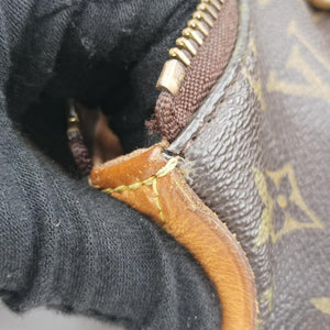 Secondhand Louis Vuitton TOTALLY MM brown Monogram Canvas M56689 shoulderbag | stylenewstar