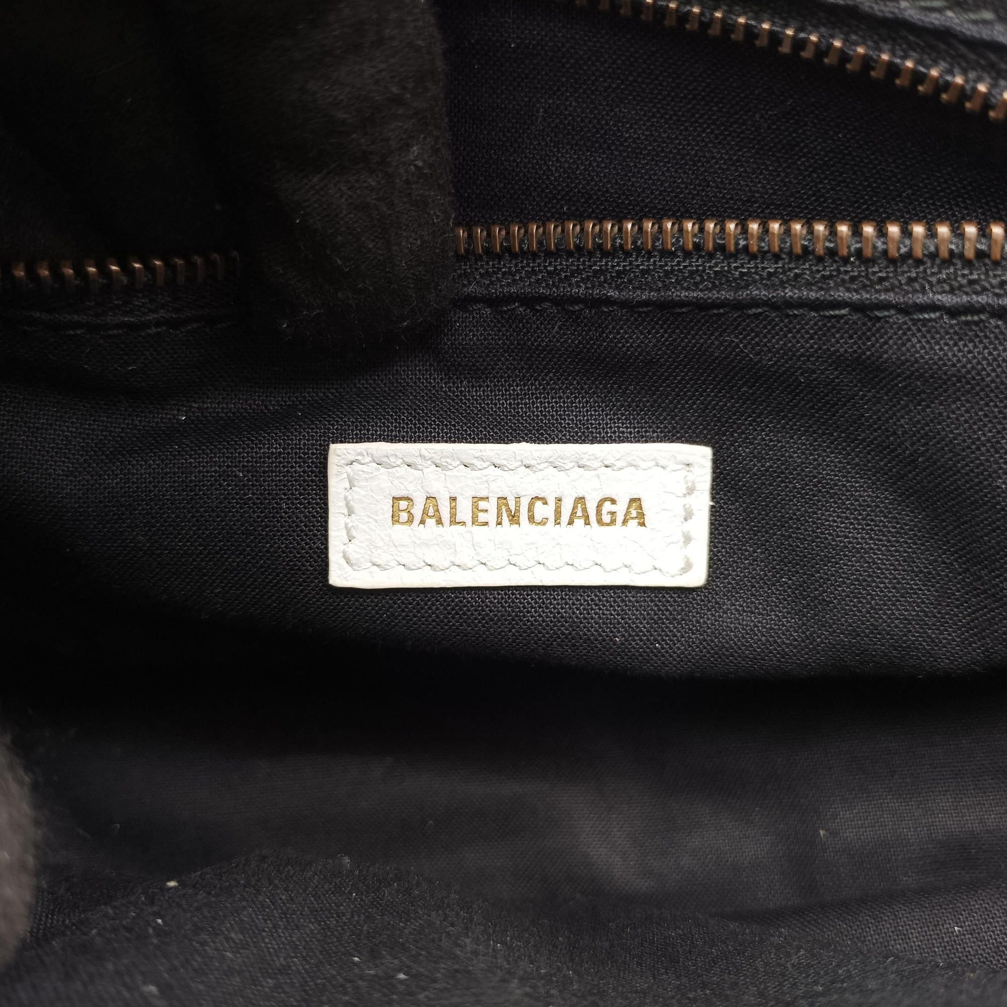 Pre-owned Balenciaga Classic Mini City Graffiti White×Multicolor Arena Lambskin  300295 shoulderbag | stylenewstar