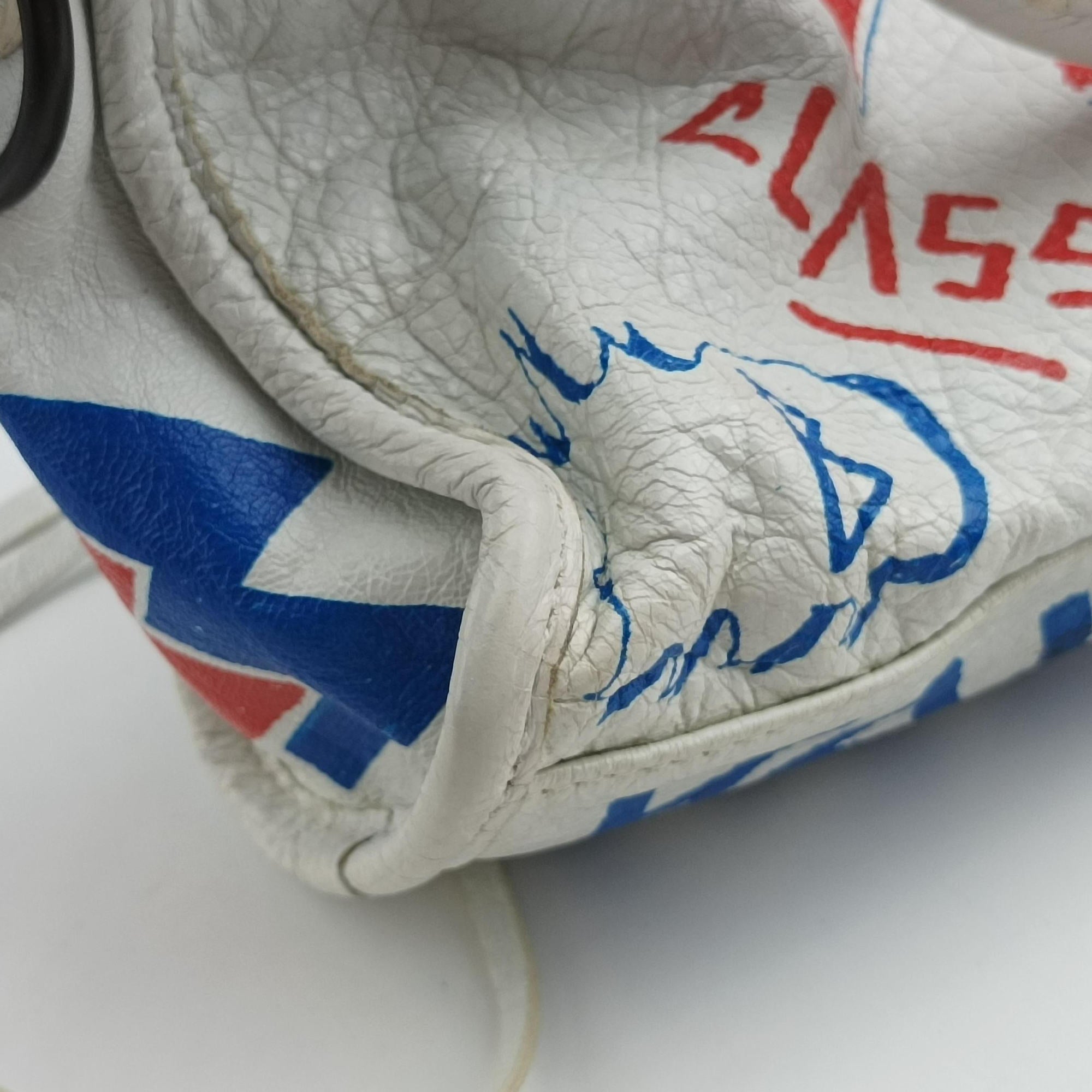 Pre-owned Balenciaga Classic Mini City Graffiti White×Multicolor Arena Lambskin  300295 shoulderbag | stylenewstar