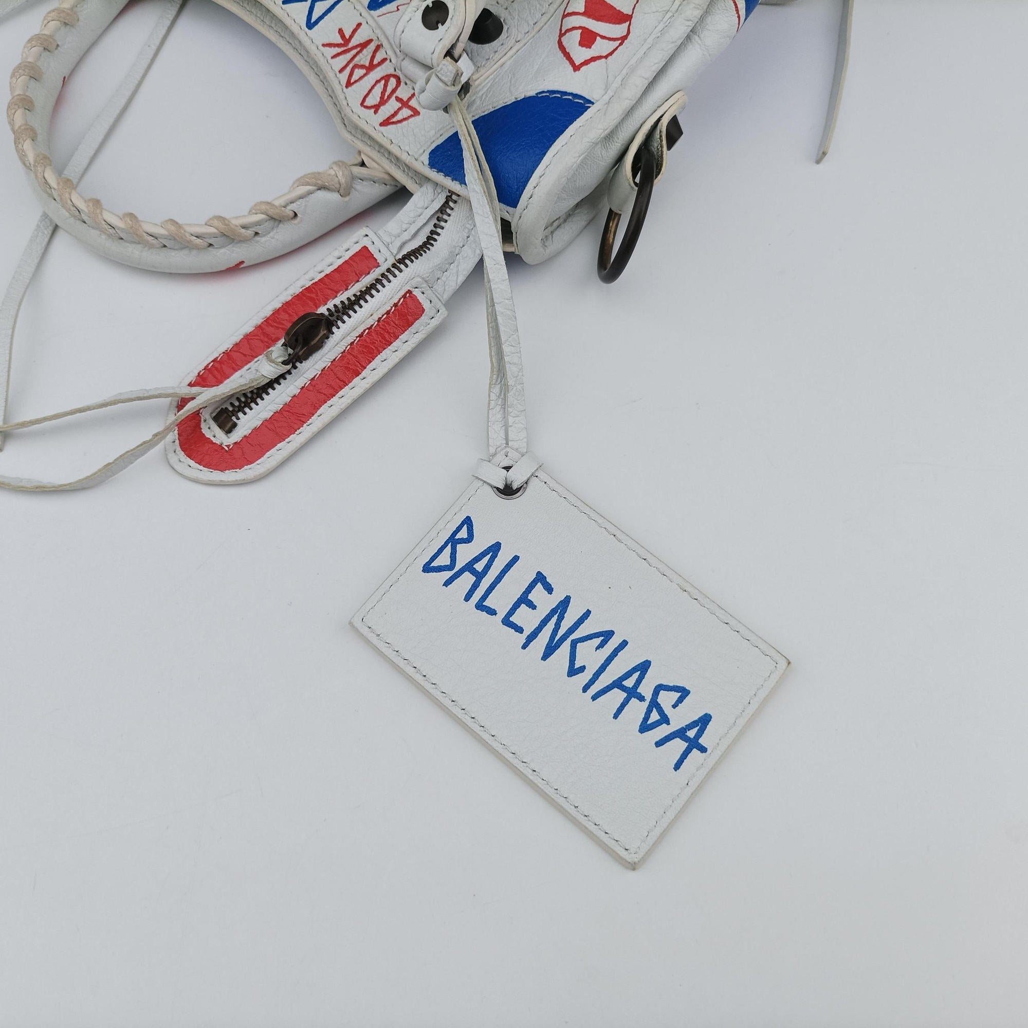 Pre-owned Balenciaga Classic Mini City Graffiti White×Multicolor Arena Lambskin  300295 shoulderbag | stylenewstar
