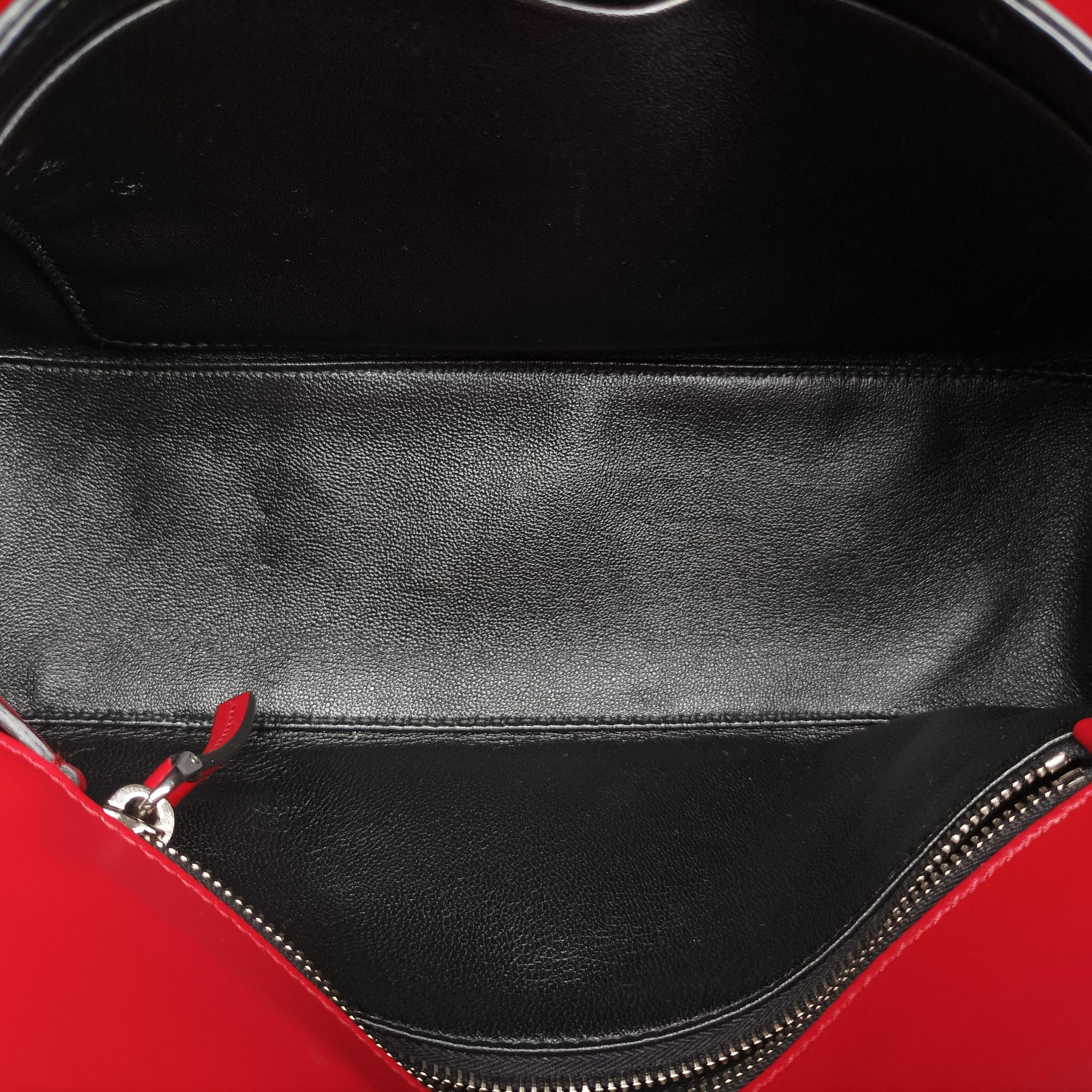 Pre-owned Prada COGNAC N Red × black Leather 1BD166 shoulderbag | stylenewstar