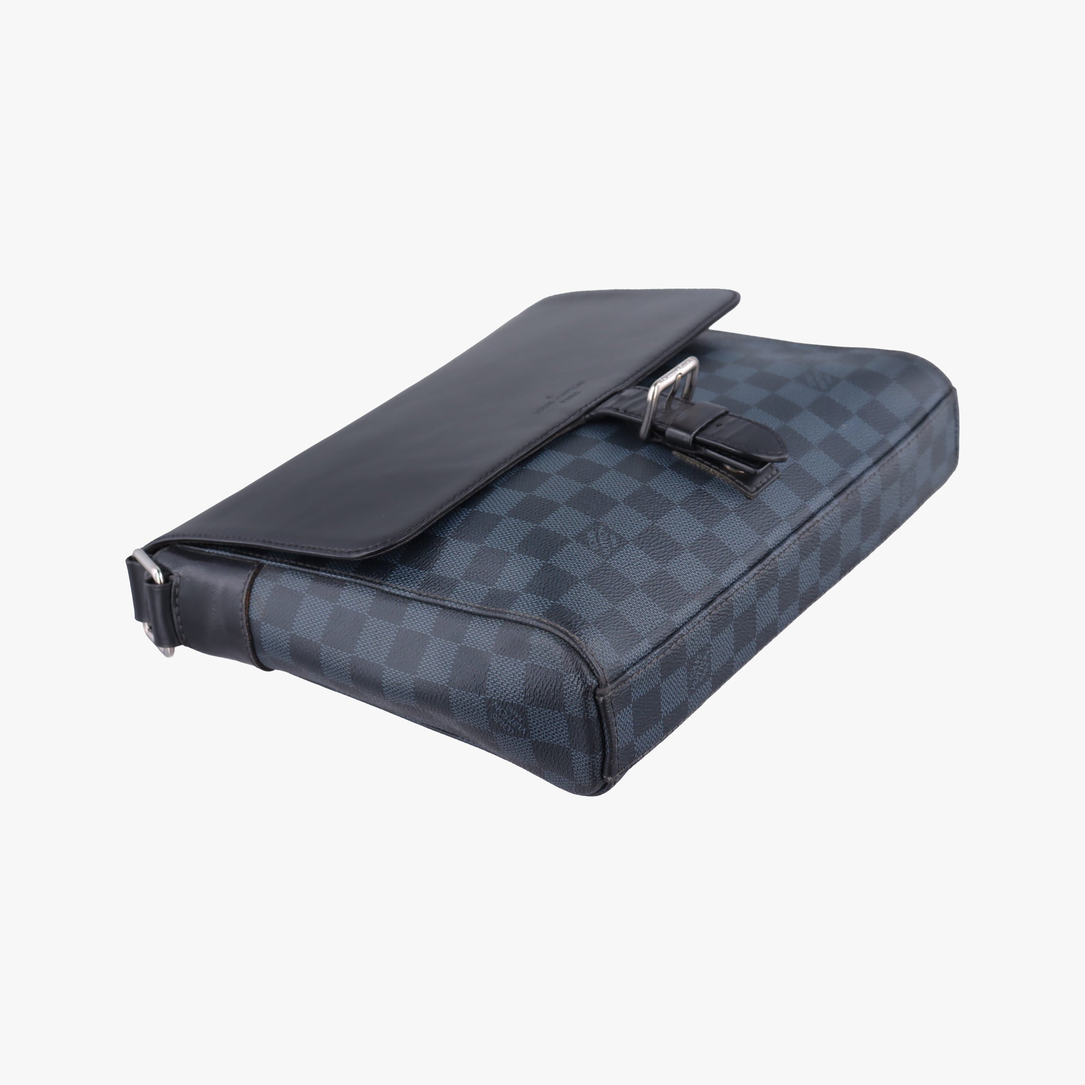Pre-owned Louis Vuitton Newport Messenger PM black×navy Damier Cobalt N41587 shoulderbag | stylenewstar