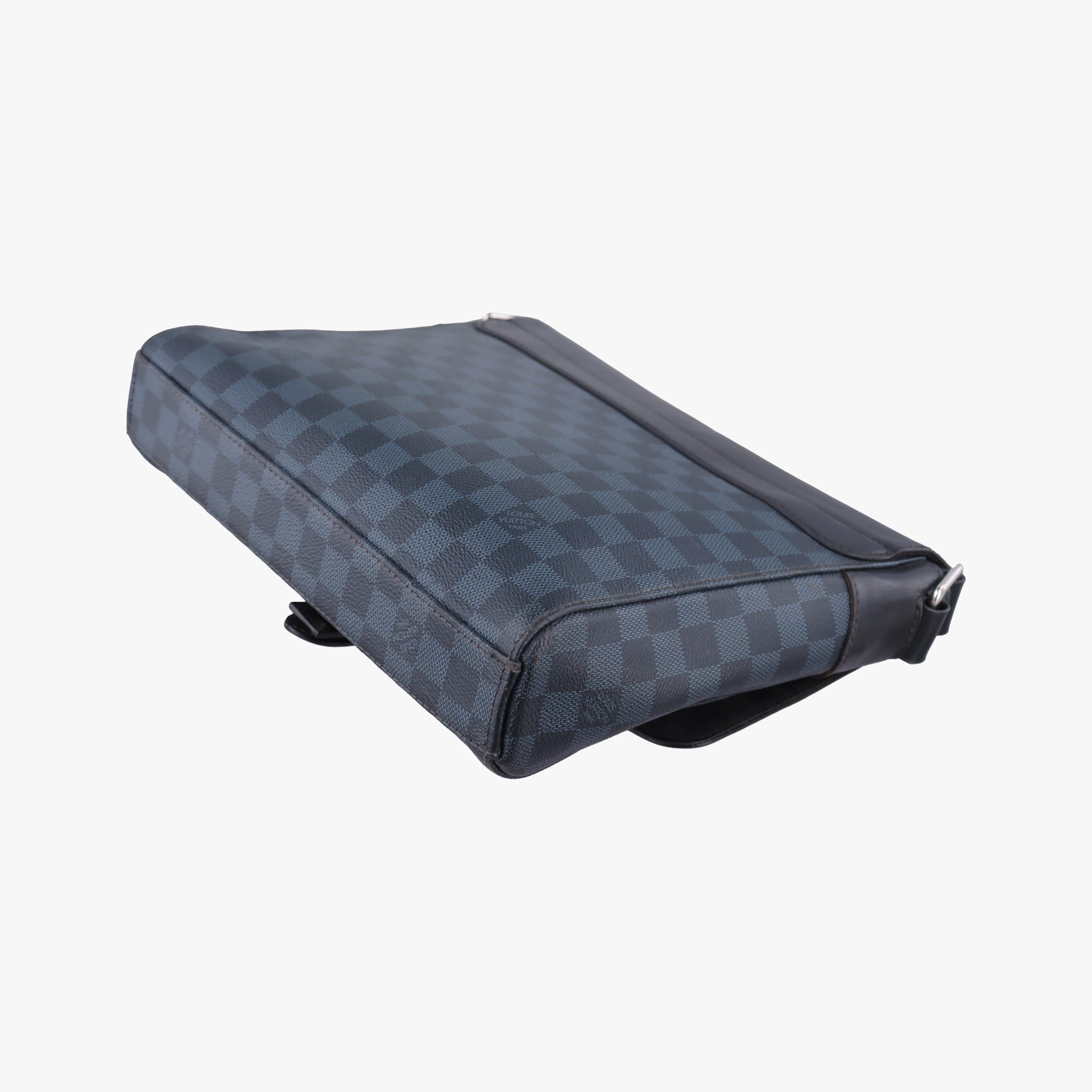 Pre-owned Louis Vuitton Newport Messenger PM black×navy Damier Cobalt N41587 shoulderbag | stylenewstar