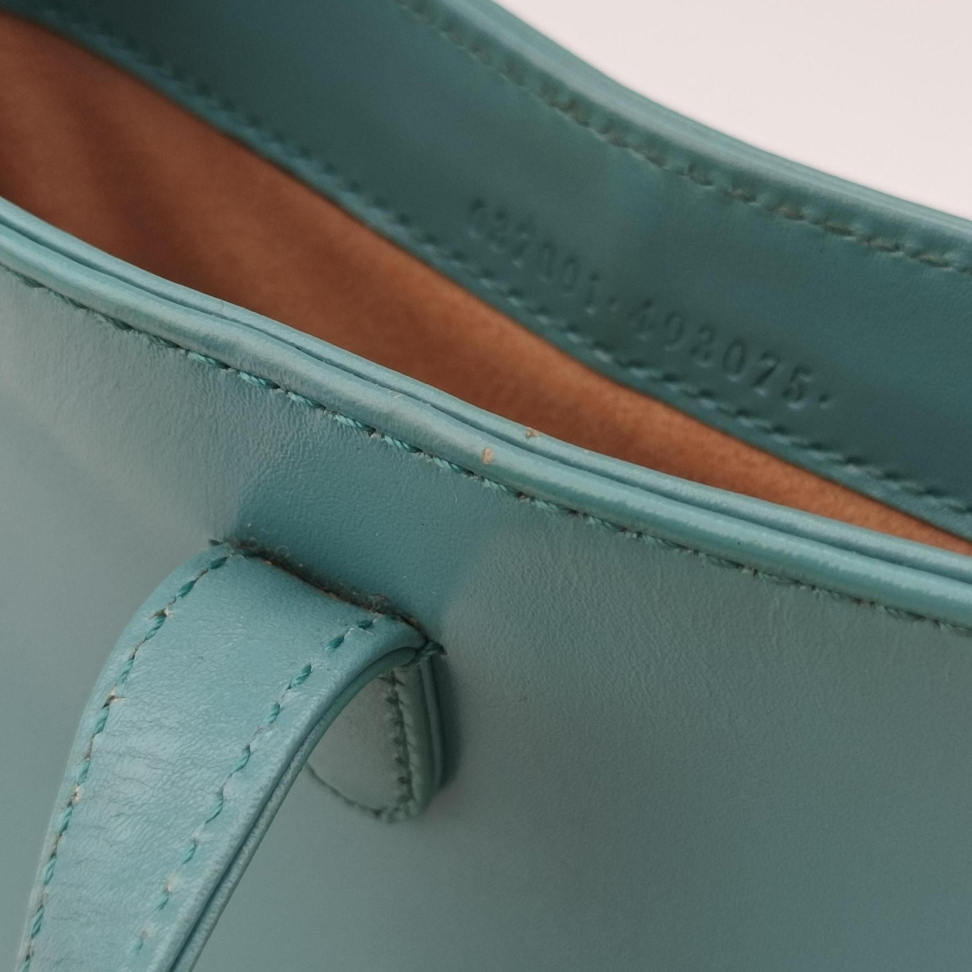 Secondhand Gucci JACKIE 1961 Blue Leather 637091 shoulderbag | stylenewstar