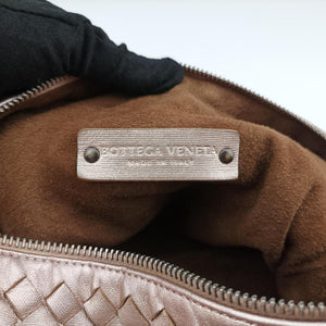 Vintage Bottega Veneta Wallace Intrecciato Pale Pink lambskin  handbag | stylenewstar