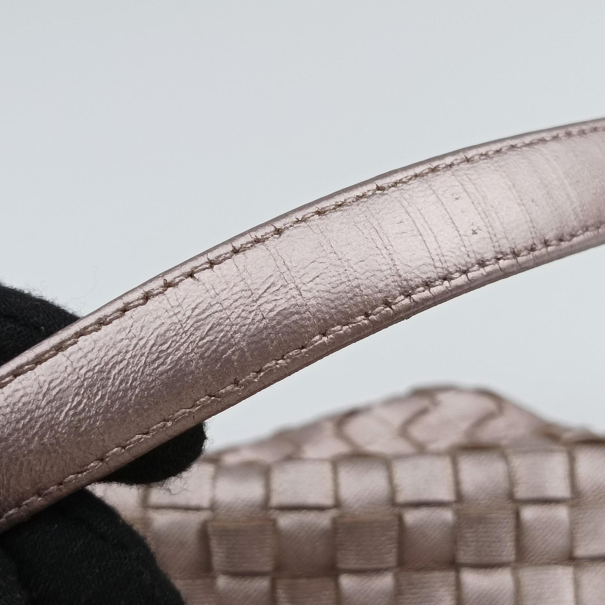 Vintage Bottega Veneta Wallace Intrecciato Pale Pink lambskin  handbag | stylenewstar