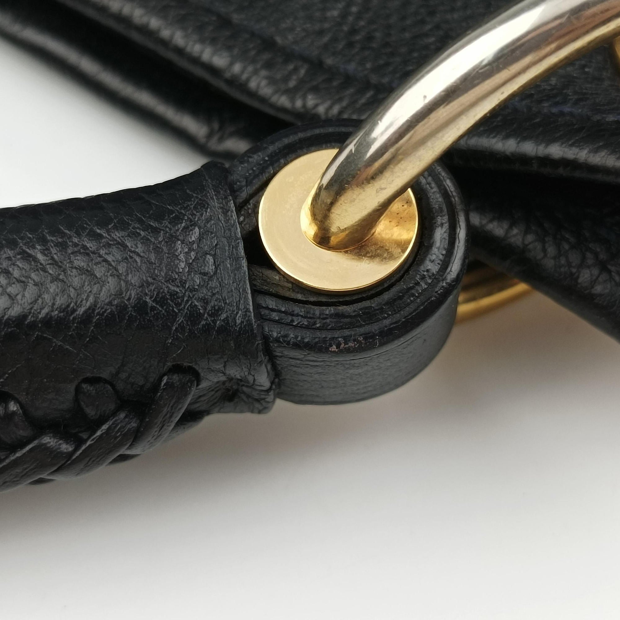 Secondhand Louis Vuitton ARTSY MM INFINI Monogram Empreinte M93448 handbag | stylenewstar