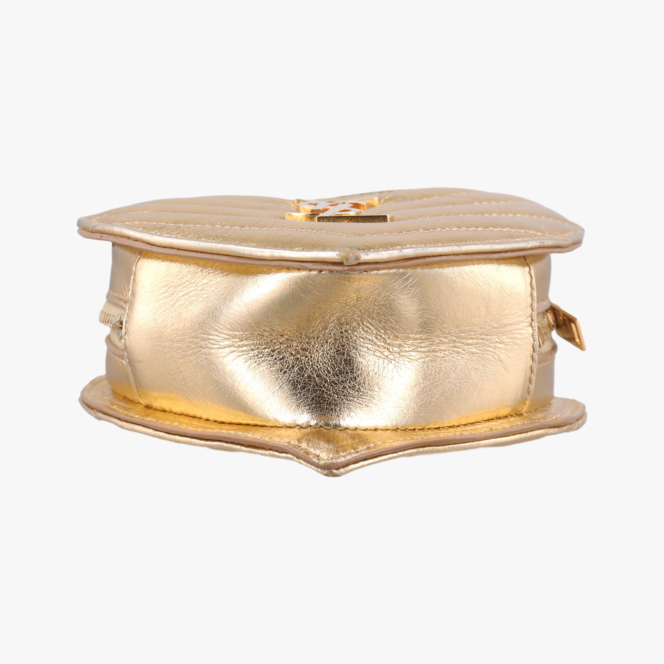 Pre-owned Yves Saint Laurent Love heart V stitch Golden Leather 448050 shoulderbag | stylenewstar