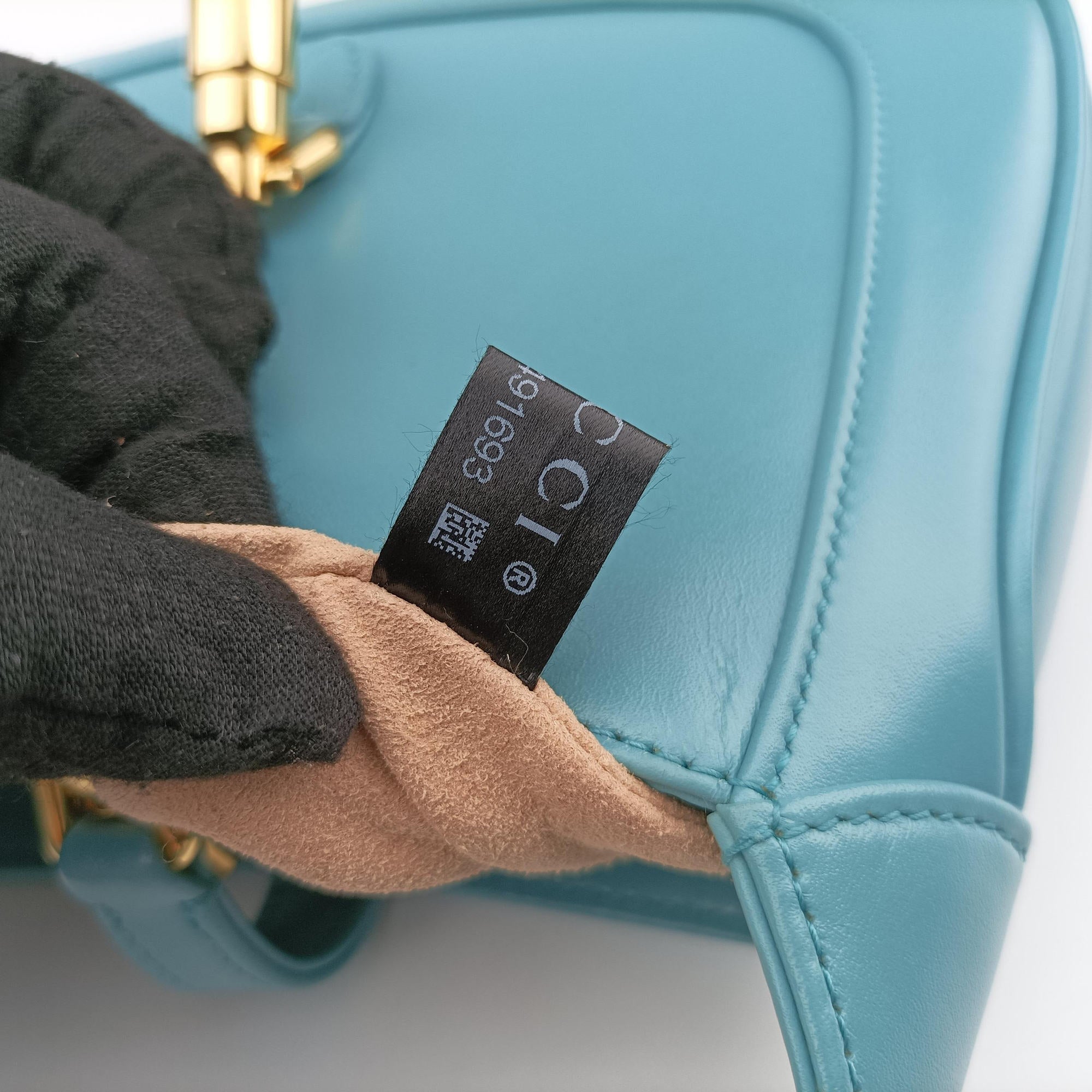 Secondhand Gucci JACKIE 1961 Blue Leather 637091 shoulderbag | stylenewstar