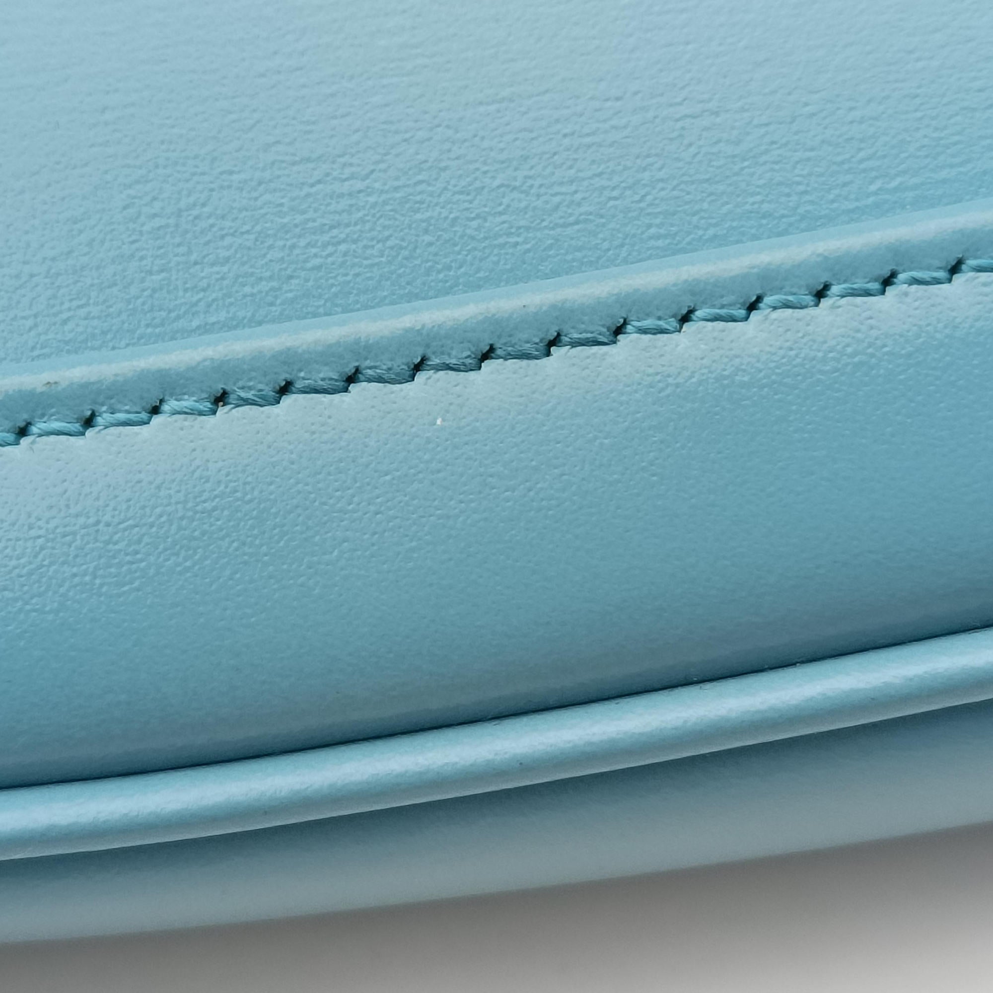 Secondhand Gucci JACKIE 1961 Blue Leather 637091 shoulderbag | stylenewstar