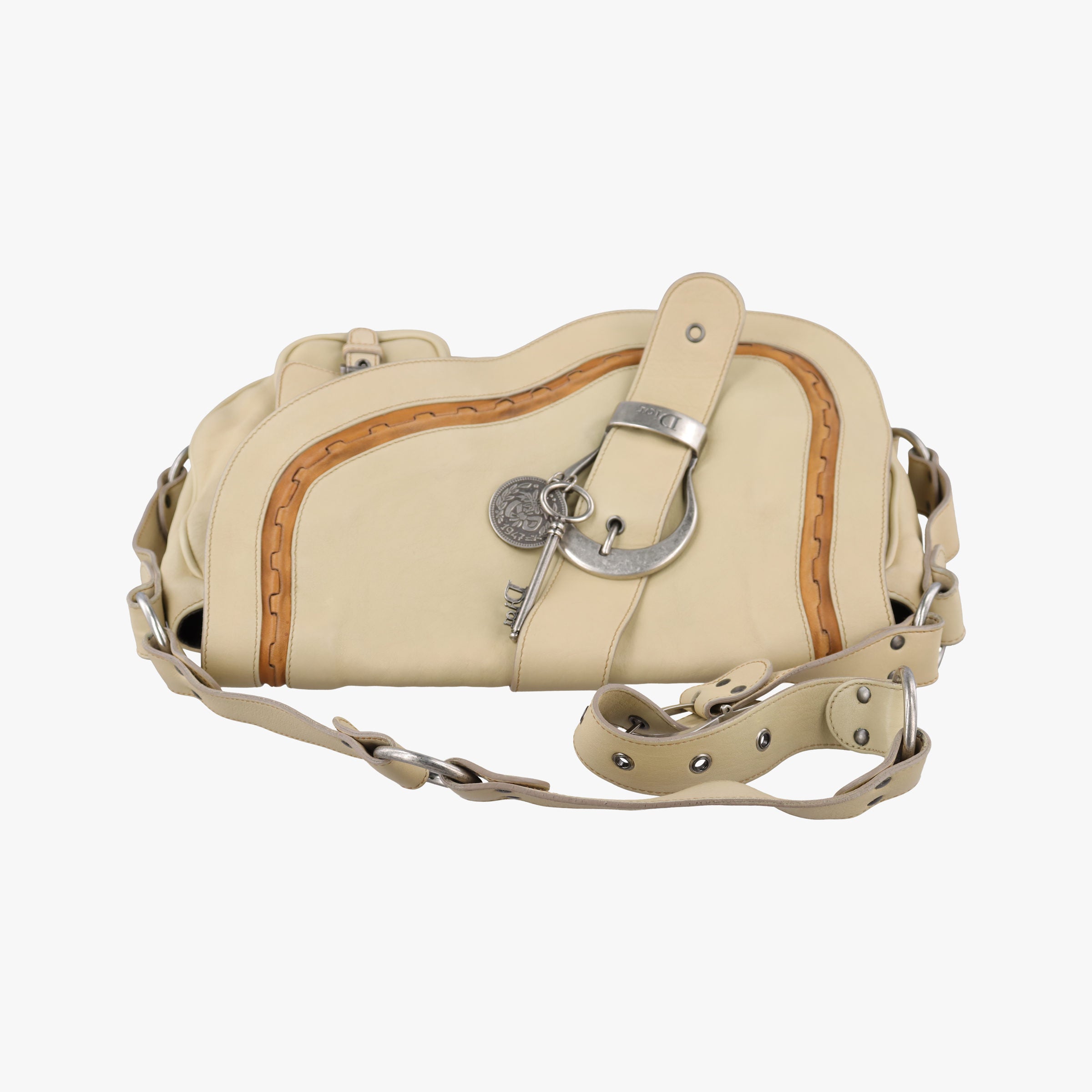 Secondhand Christian Dior Gaucho Beige Leather  shoulderbag | stylenewstar