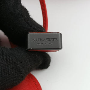 Pre-owned Bottega Veneta Intrecciato Red lambskin  shoulderbag | stylenewstar