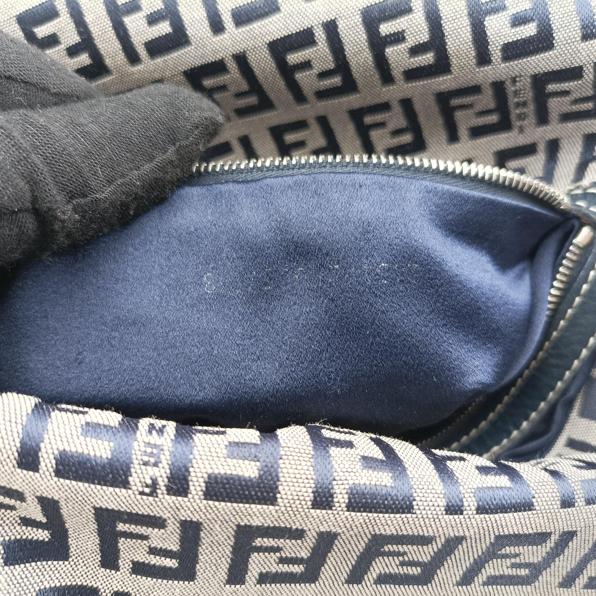 Vintage Fendi Baguette　Zucchino Navy×Grey canvas×leather 8BR001 shoulderbag | stylenewstar