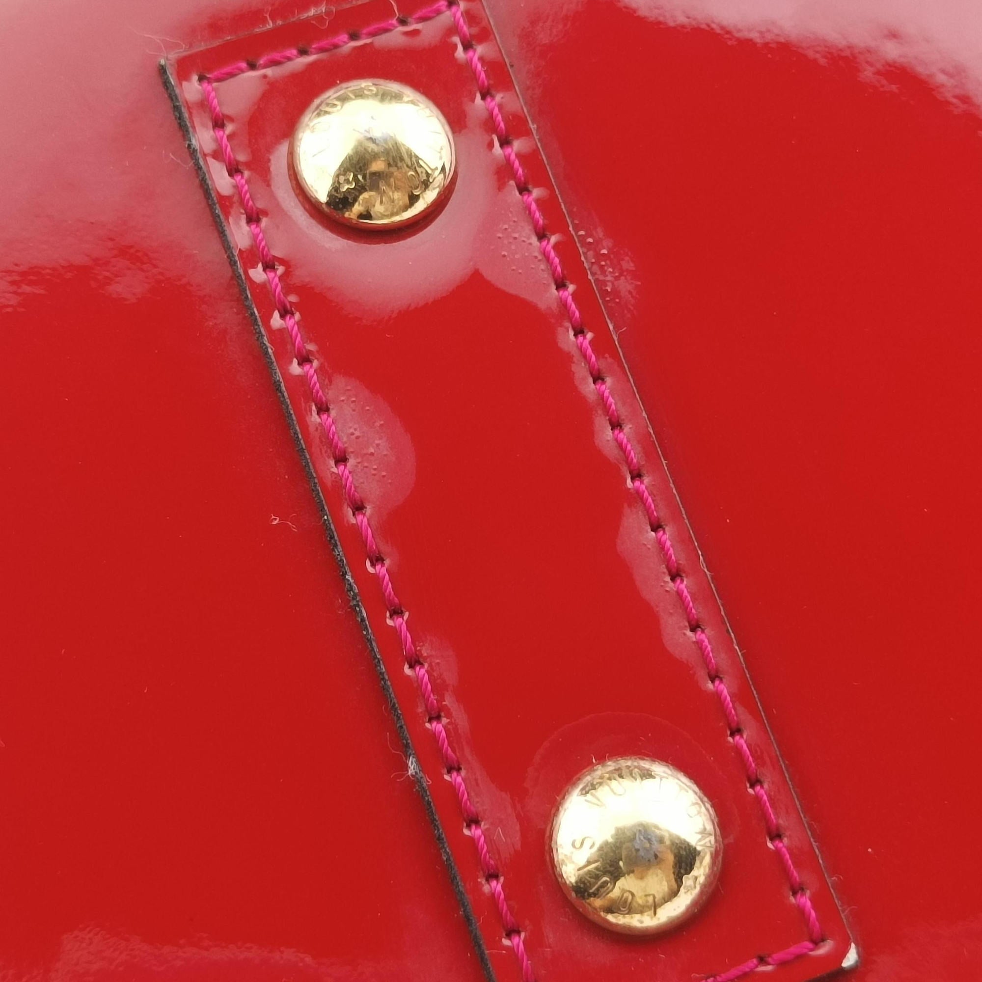 Pre-owned Louis Vuitton Alma BB pomme d'amour Monogram Vernis M91606 shoulderbag | stylenewstar
