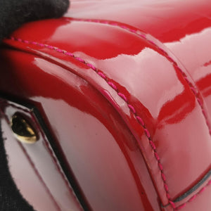 Pre-owned Louis Vuitton Alma BB pomme d'amour Monogram Vernis M91606 shoulderbag | stylenewstar