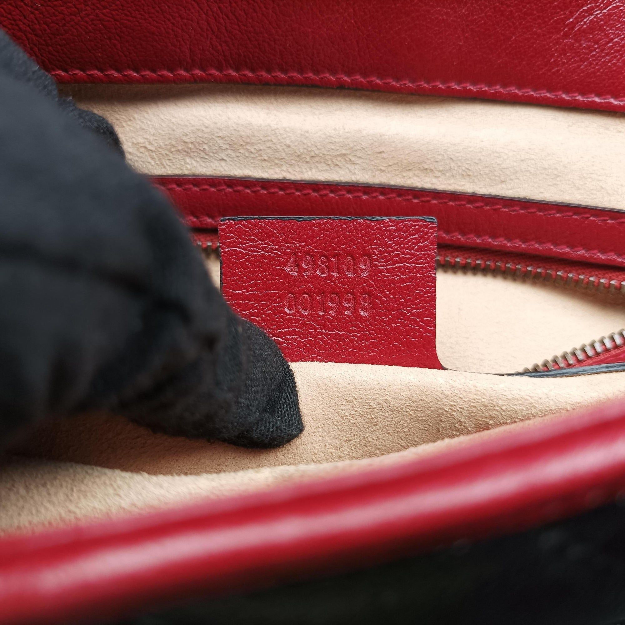 Secondhand Gucci GG Marmont Black×red Leather 498109 shoulderbag | stylenewstar