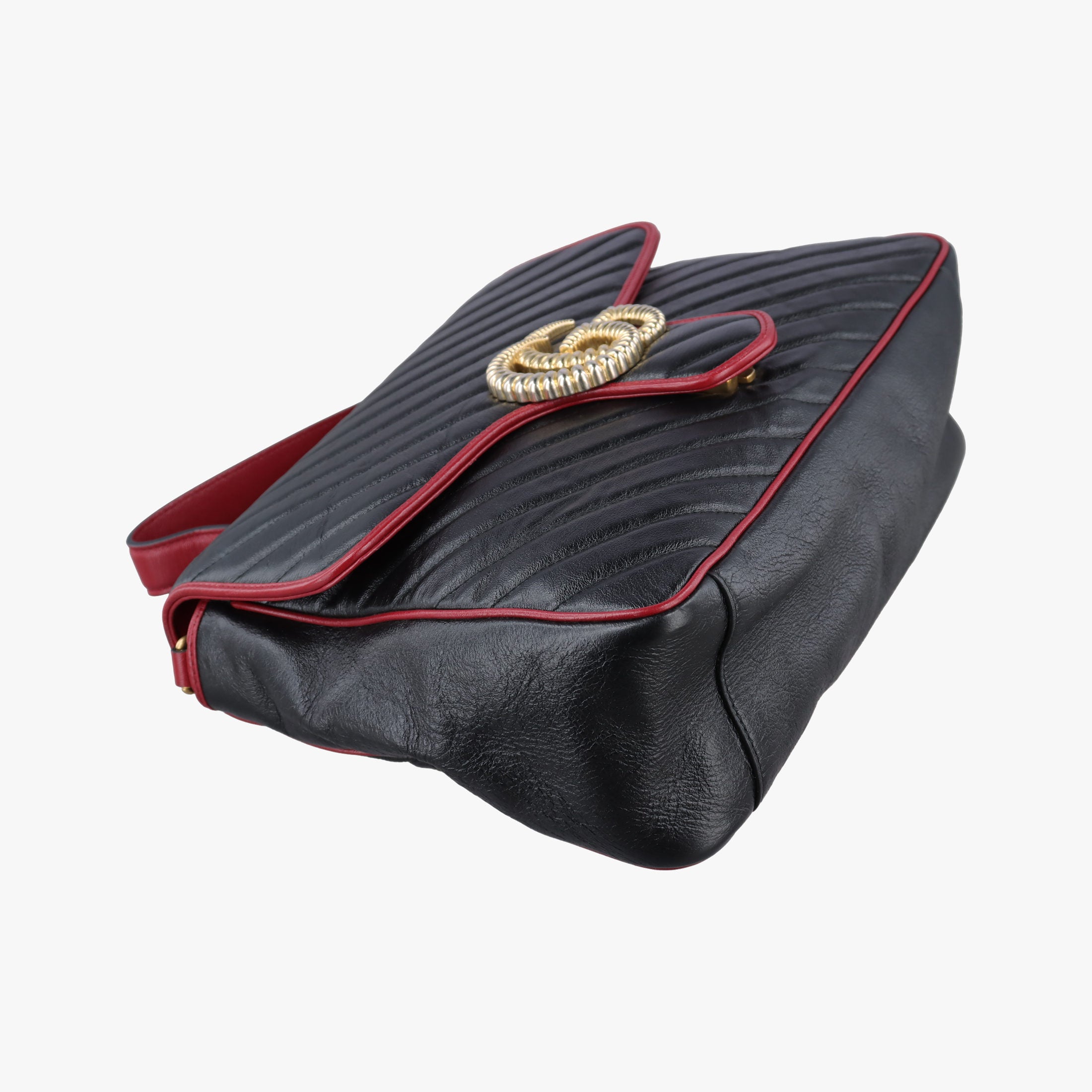 Secondhand Gucci GG Marmont Black×red Leather 498109 shoulderbag | stylenewstar