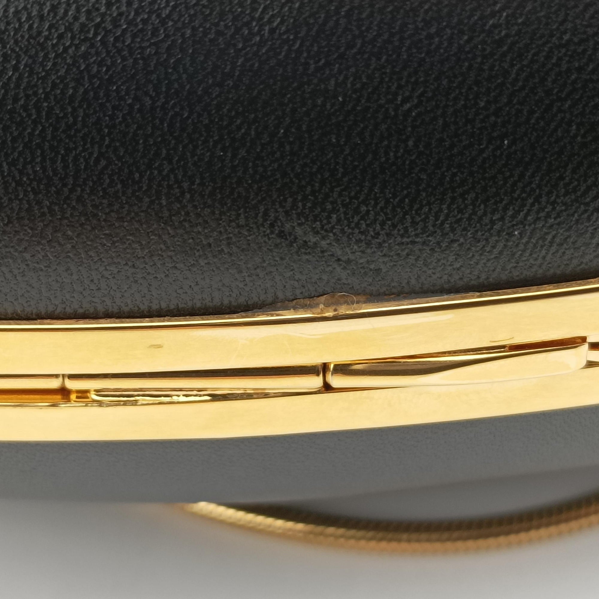 Secondhand Yves Saint Laurent Love Box Heart Black Leather 466212 shoulderbag | stylenewstar