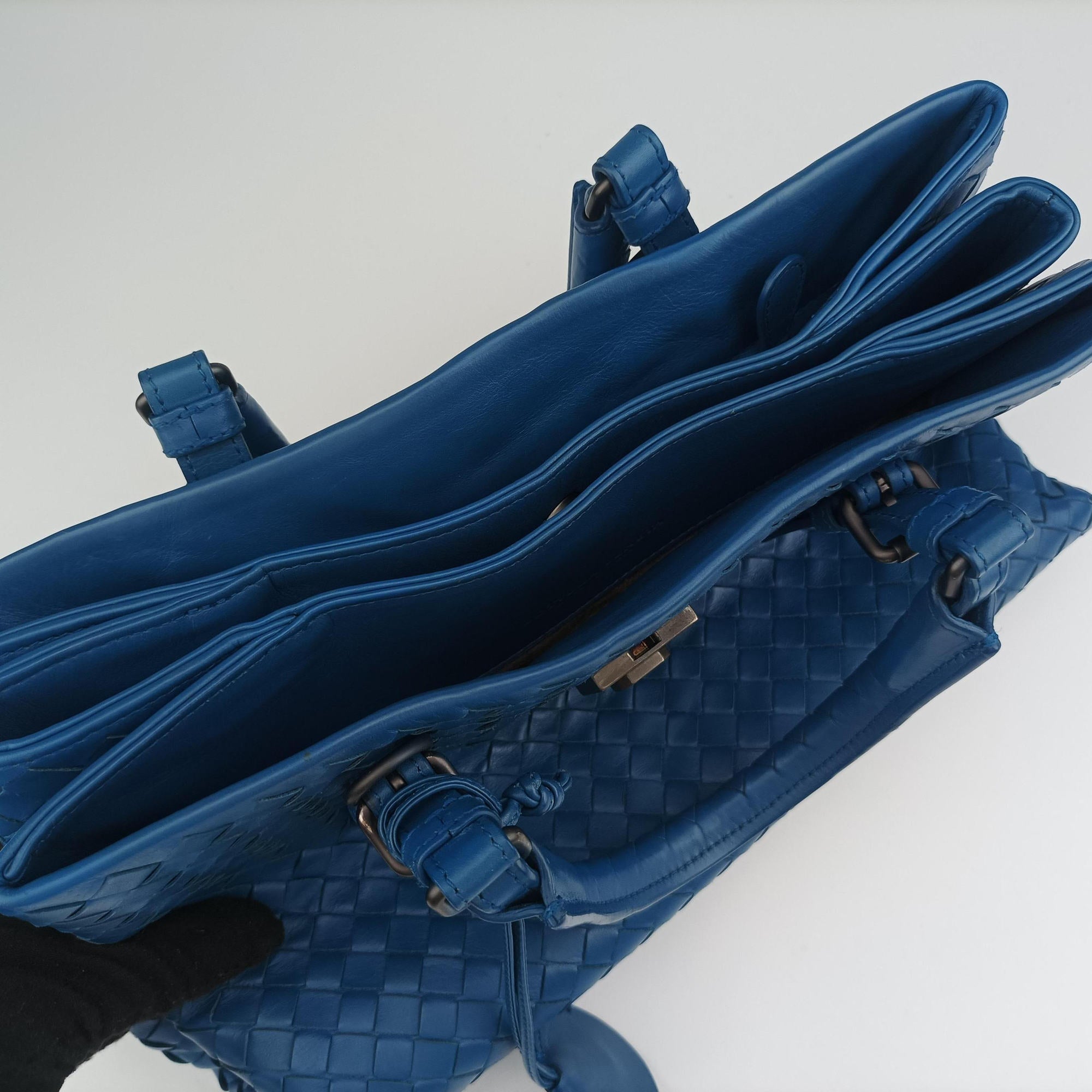 Secondhand Bottega Veneta Roma Intrecciato Blue lambskin  shoulderbag | stylenewstar