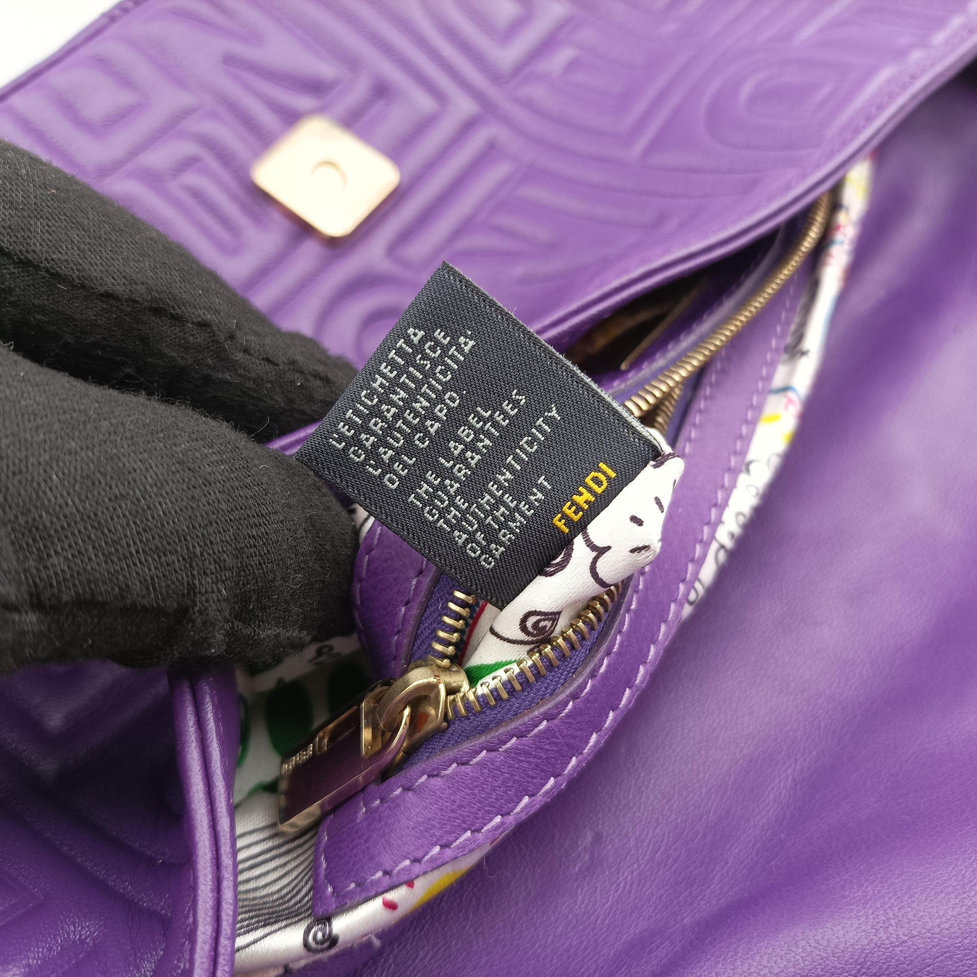 Pre-owned Fendi BAGUETTE Purple Leather 8BR600 shoulderbag | stylenewstar