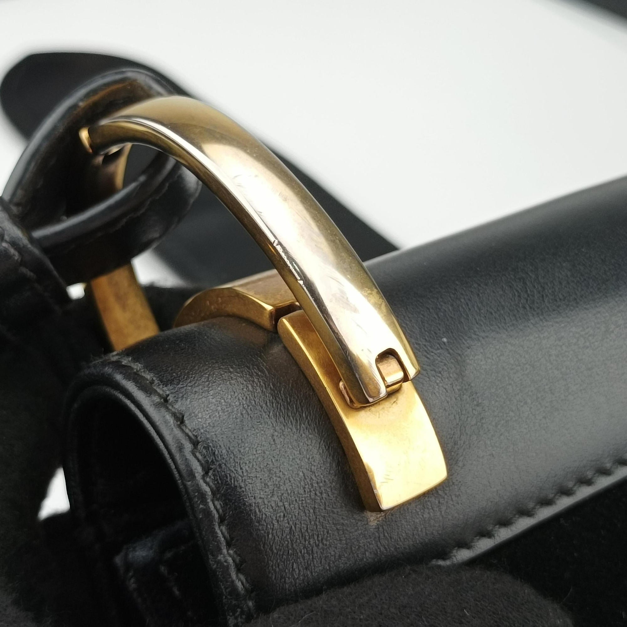 Pre-owned Prada Pionniere Black Leather 1BD074 shoulderbag | stylenewstar