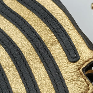 Pre-owned Fendi Dotcom Click Small Golden Leather 8BN299 shoulderbag | stylenewstar