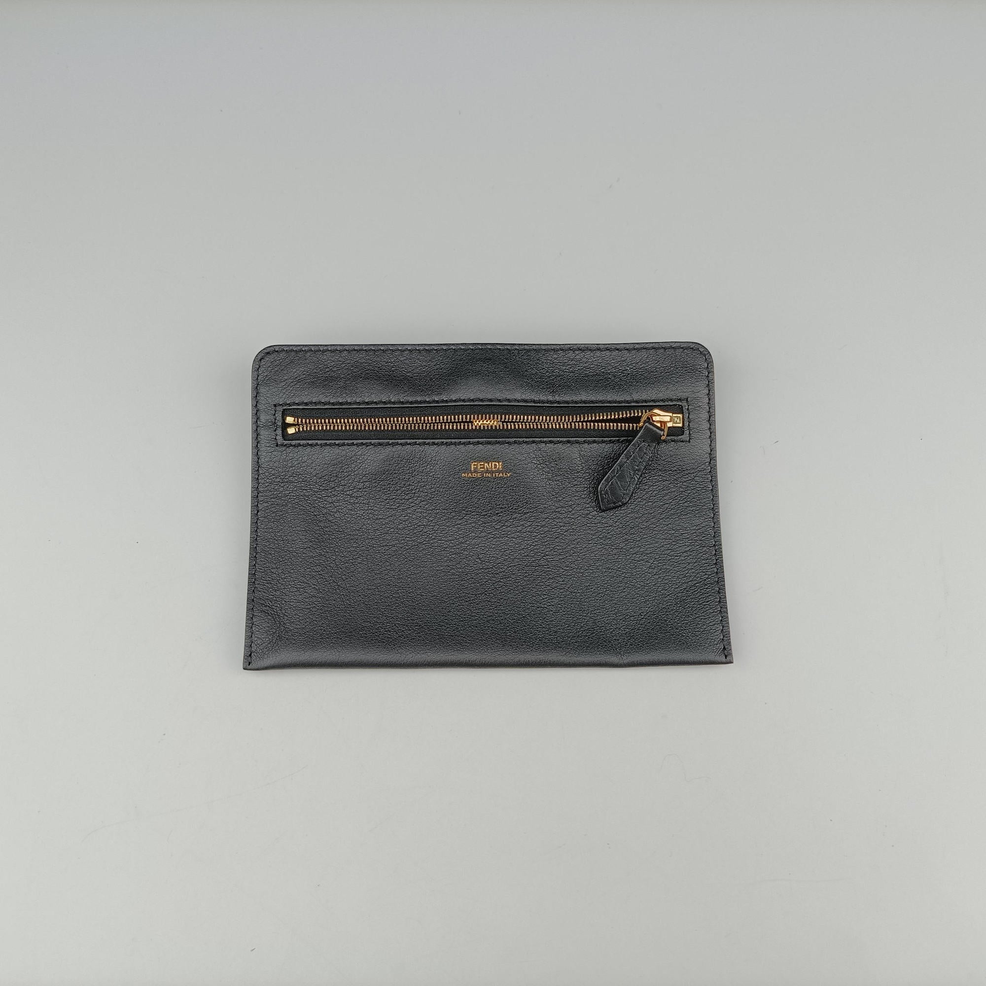 Pre-owned Fendi Dotcom Click Small Golden Leather 8BN299 shoulderbag | stylenewstar
