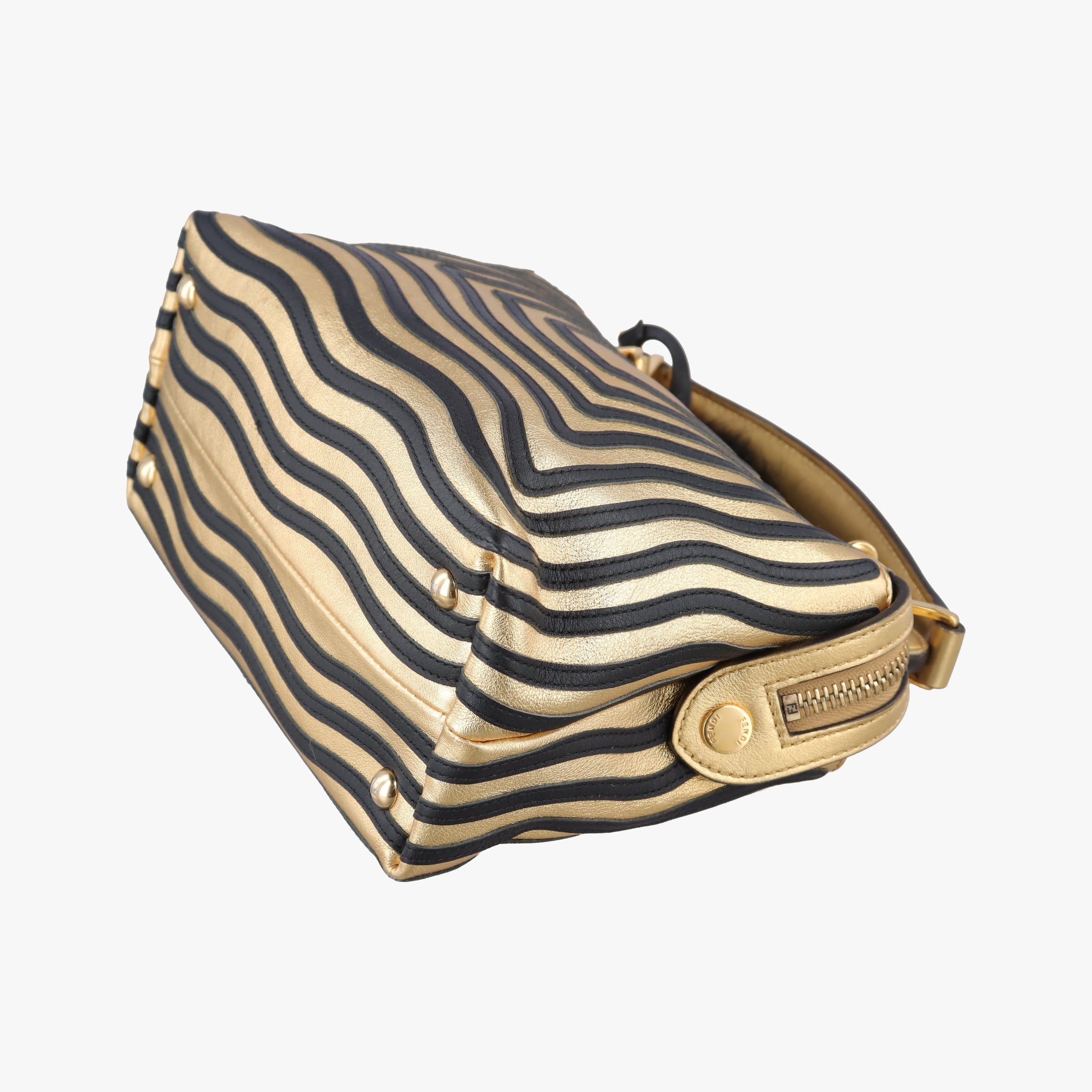 Pre-owned Fendi Dotcom Click Small Golden Leather 8BN299 shoulderbag | stylenewstar