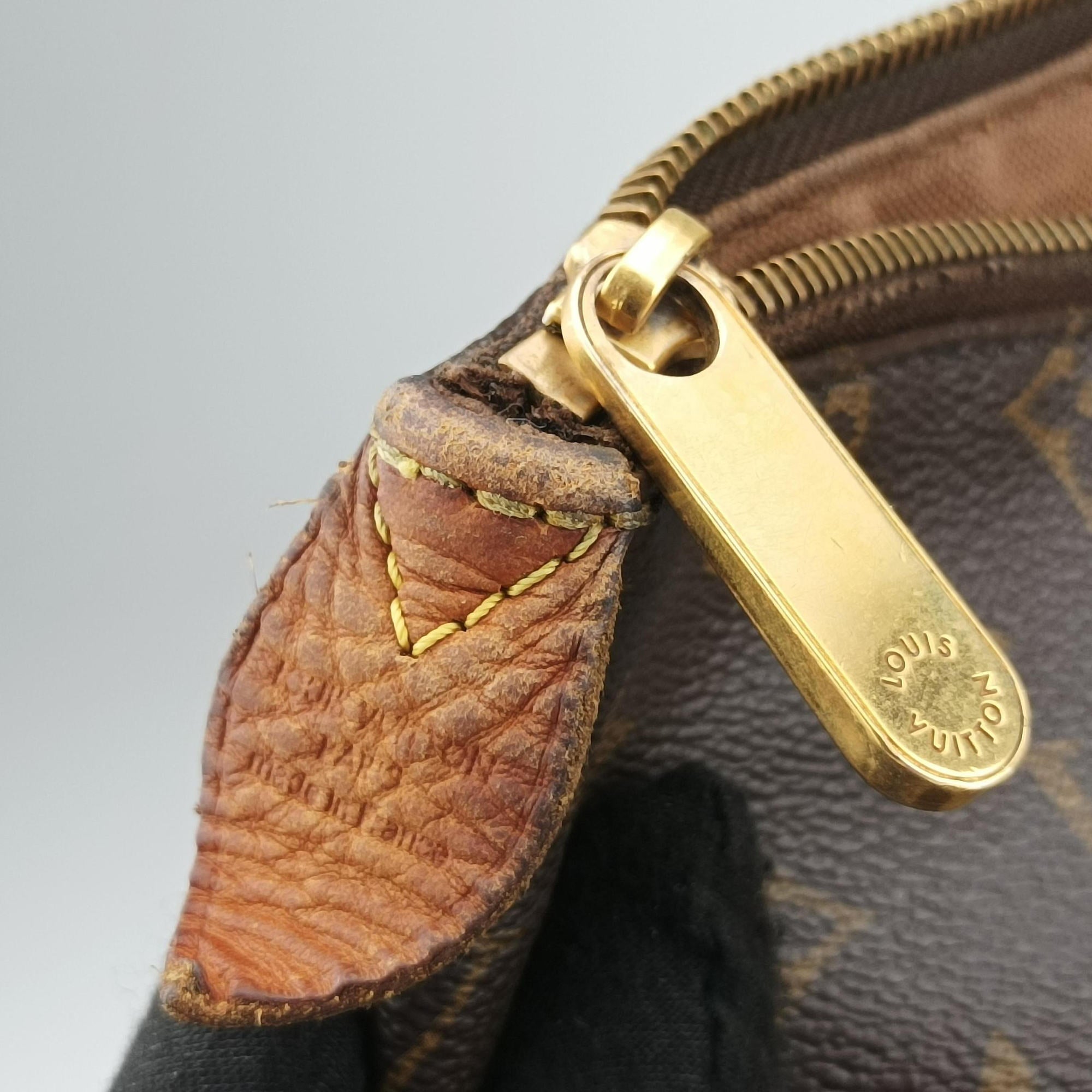 Pre-owned Louis Vuitton TOTALLY MM brown Monogram Canvas M56689 shoulderbag | stylenewstar
