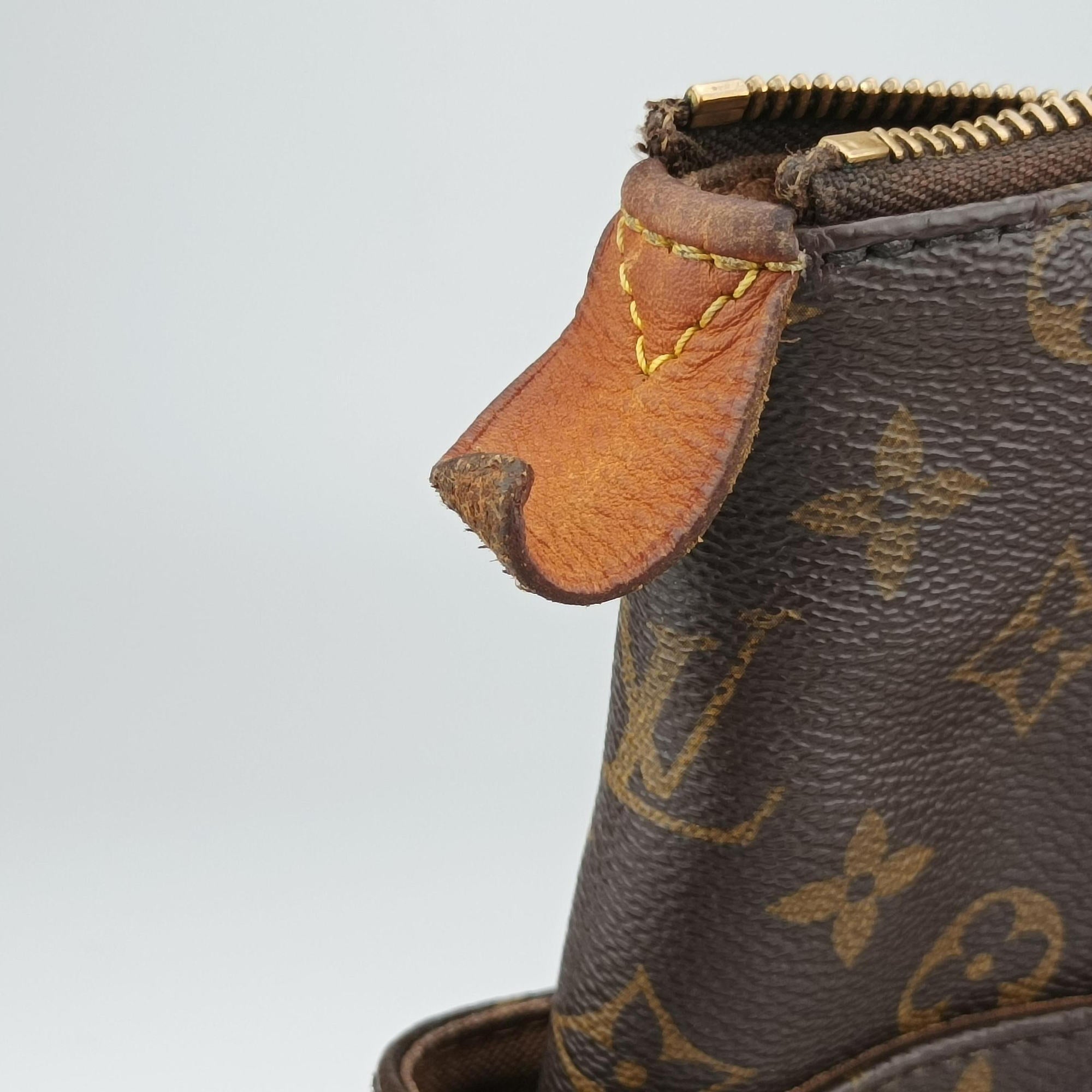 Pre-owned Louis Vuitton TOTALLY MM brown Monogram Canvas M56689 shoulderbag | stylenewstar