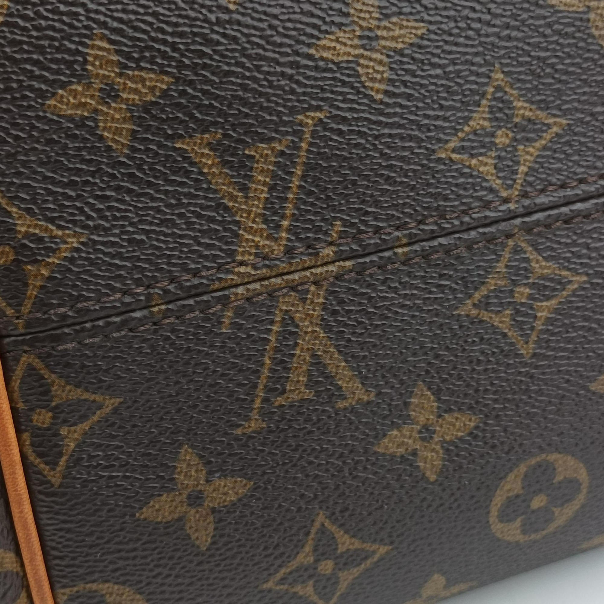 Pre-owned Louis Vuitton TOTALLY MM brown Monogram Canvas M56689 shoulderbag | stylenewstar