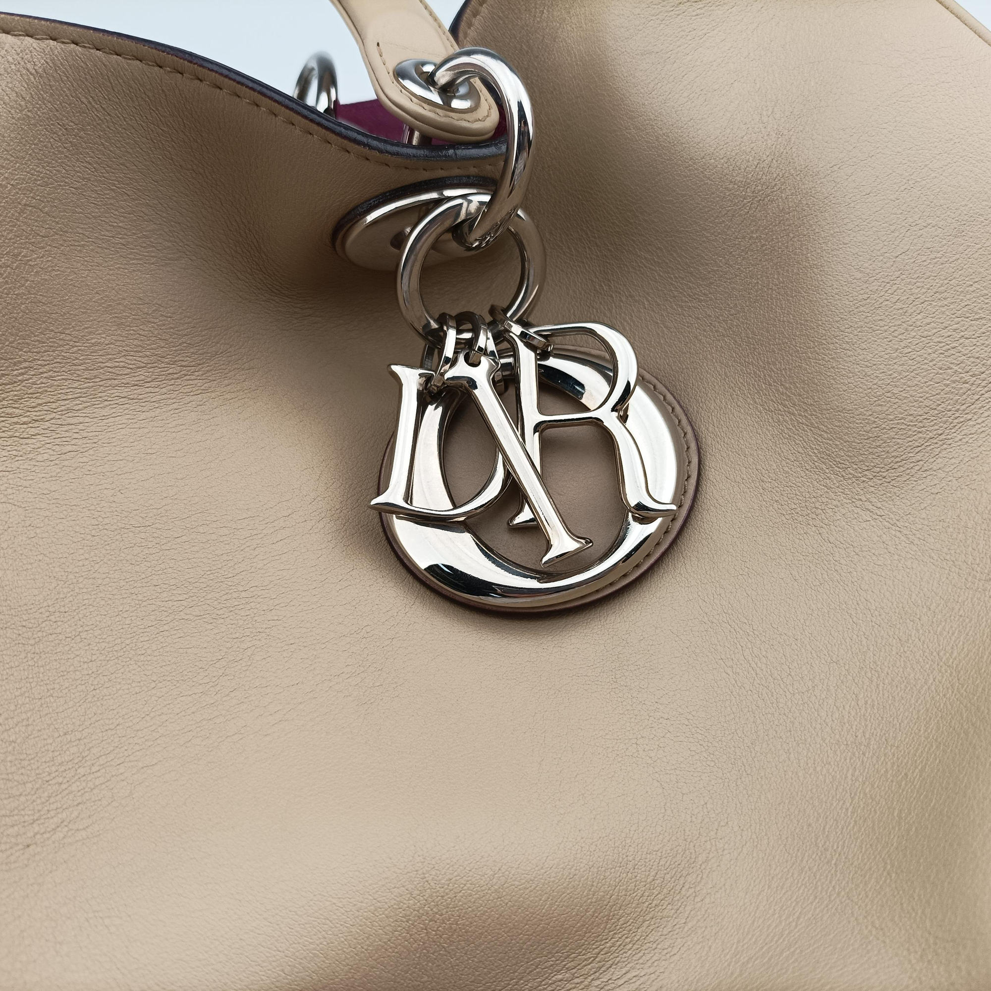 Pre-owned Christian Dior Diorissimo Beige Leather  shoulderbag | stylenewstar