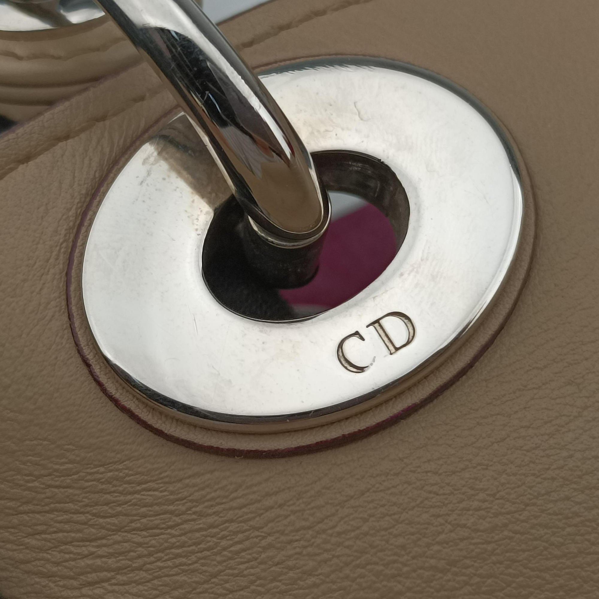 Pre-owned Christian Dior Diorissimo Beige Leather  shoulderbag | stylenewstar
