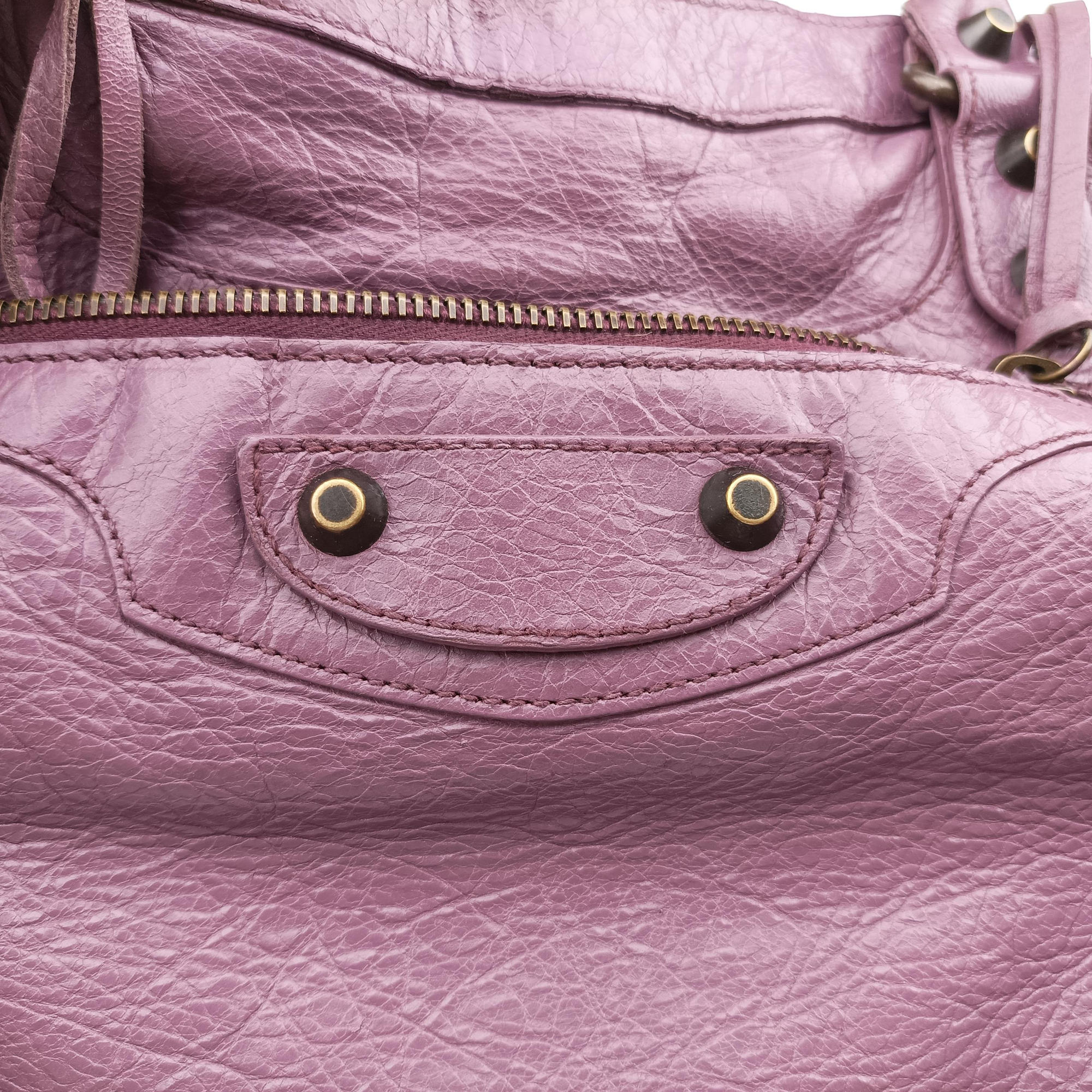 Pre-owned Balenciaga Giant City Purple lambskin  shoulderbag | stylenewstar