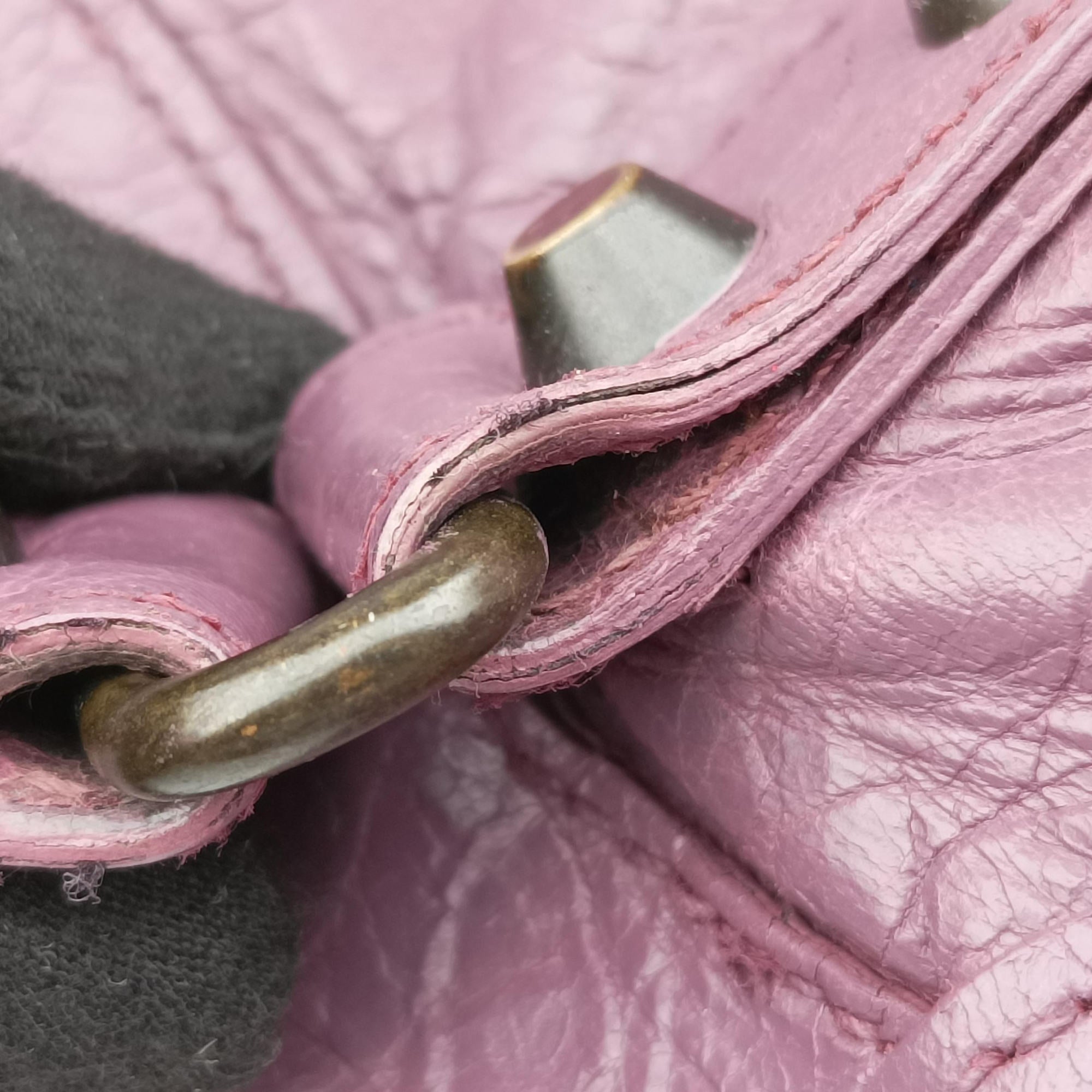 Pre-owned Balenciaga Giant City Purple lambskin  shoulderbag | stylenewstar