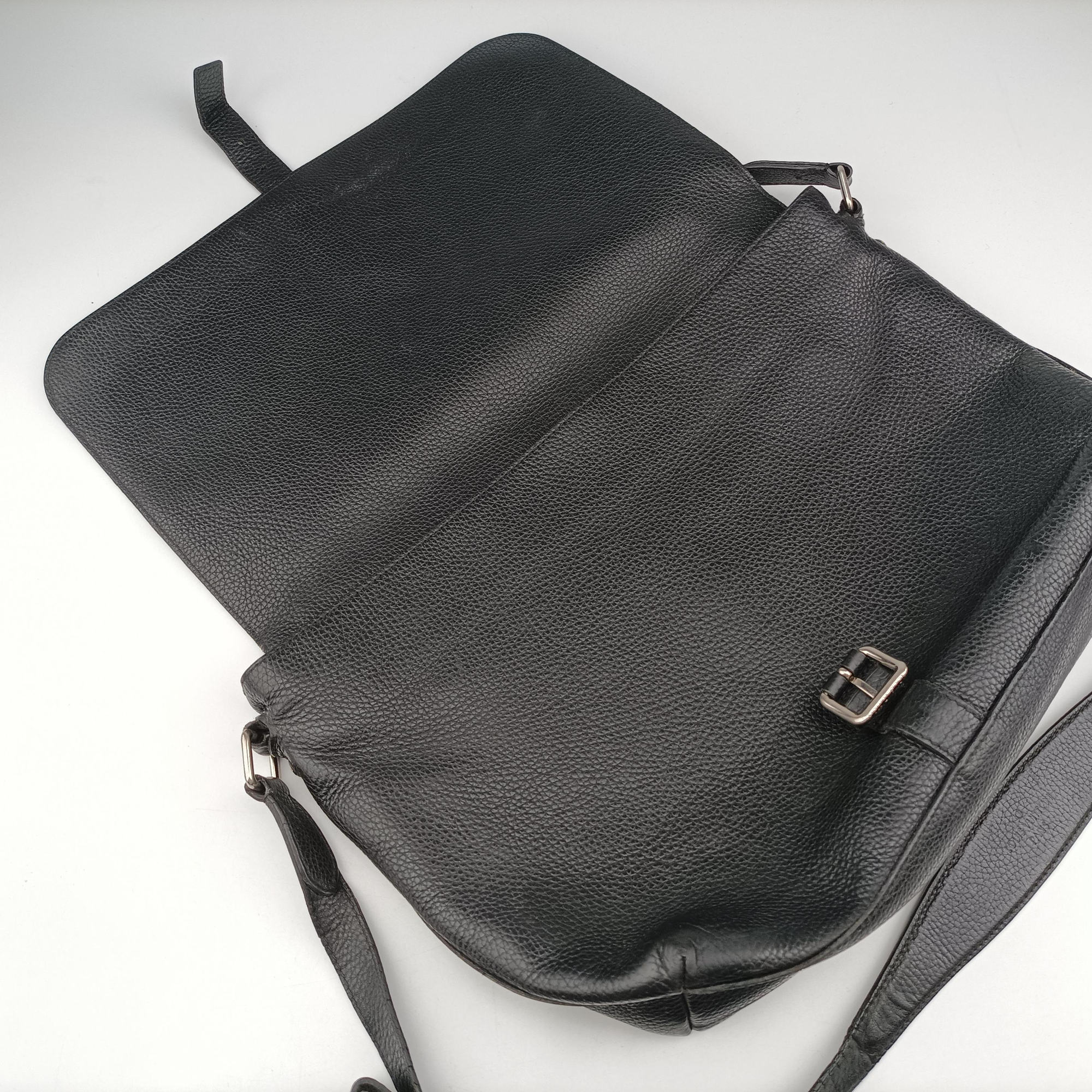 Secondhand Louis Vuitton Marius ブラック Taurillon Leather M54015 shoulderbag | stylenewstar