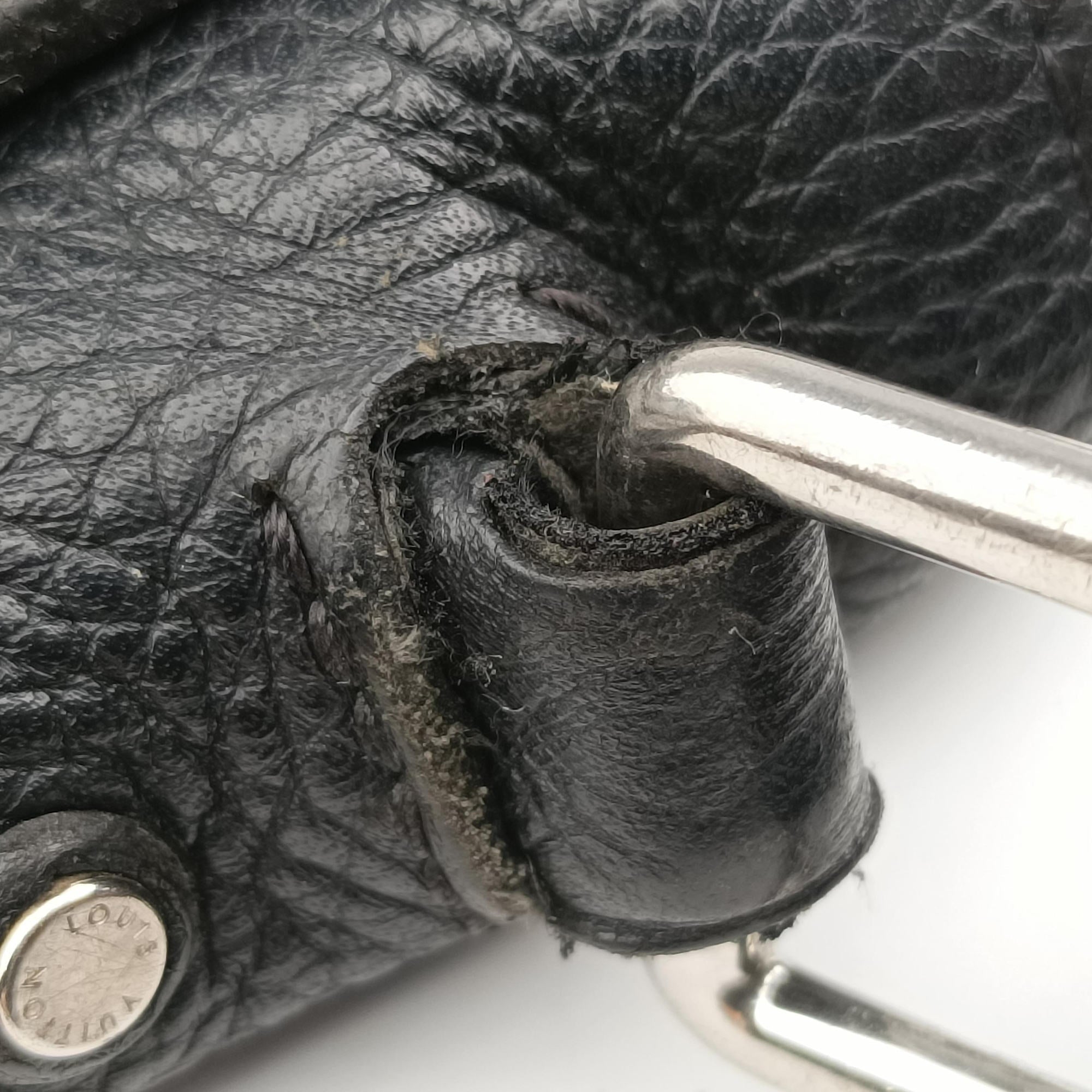 Secondhand Louis Vuitton Marius ブラック Taurillon Leather M54015 shoulderbag | stylenewstar