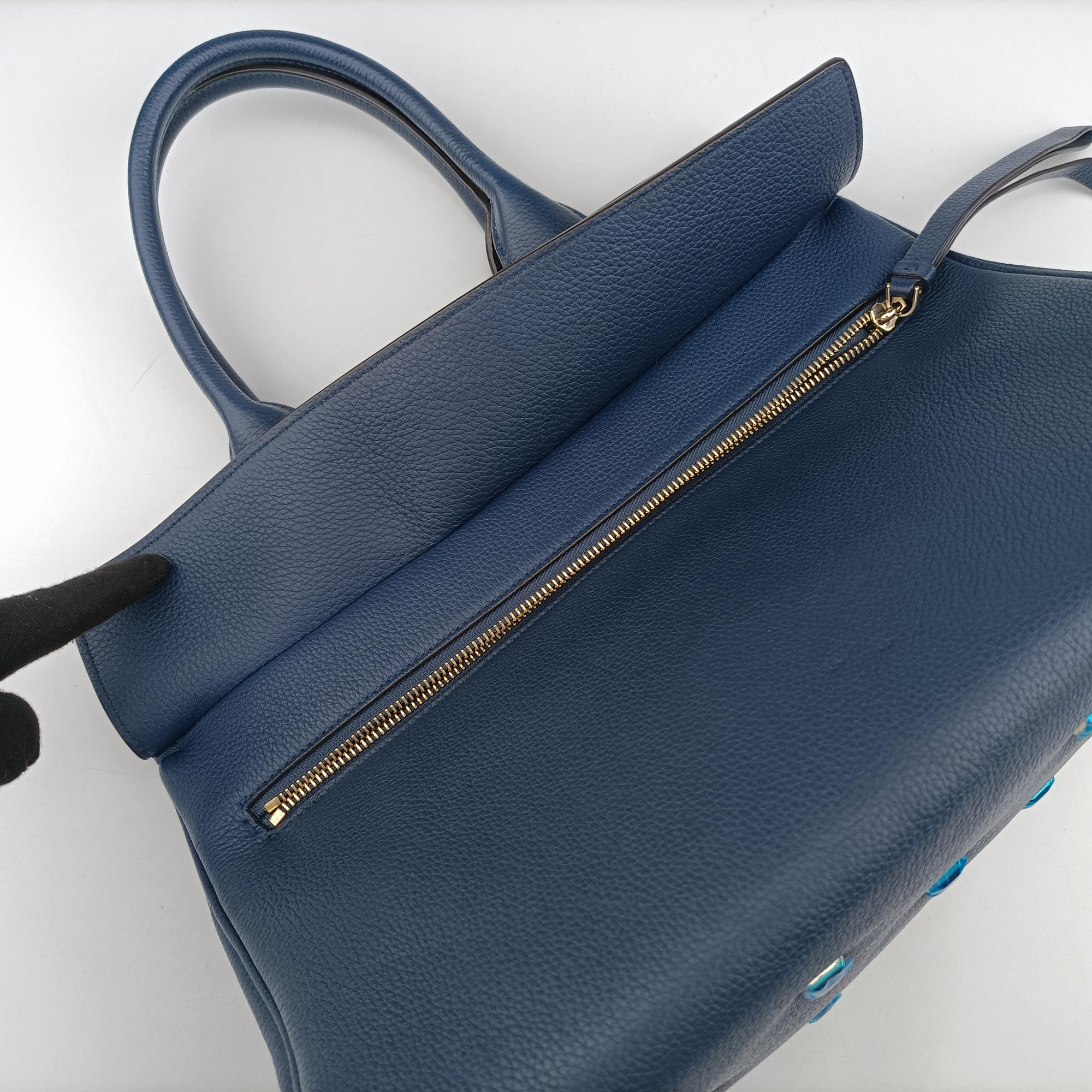 Pre-owned Ferragamo Studio Navy Grained Calfskin 21H159 shoulderbag | stylenewstar