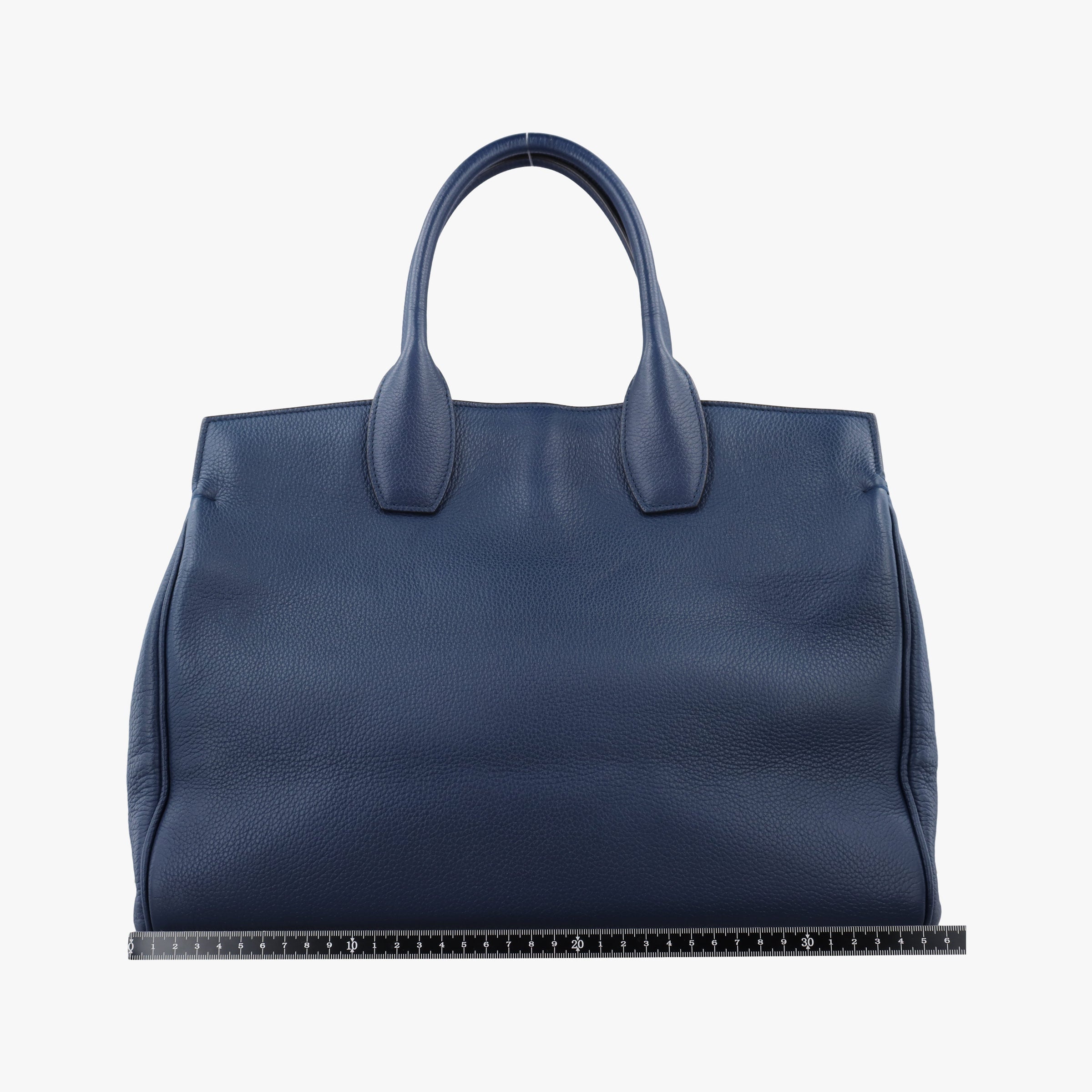 Pre-owned Ferragamo Studio Navy Grained Calfskin 21H159 shoulderbag | stylenewstar