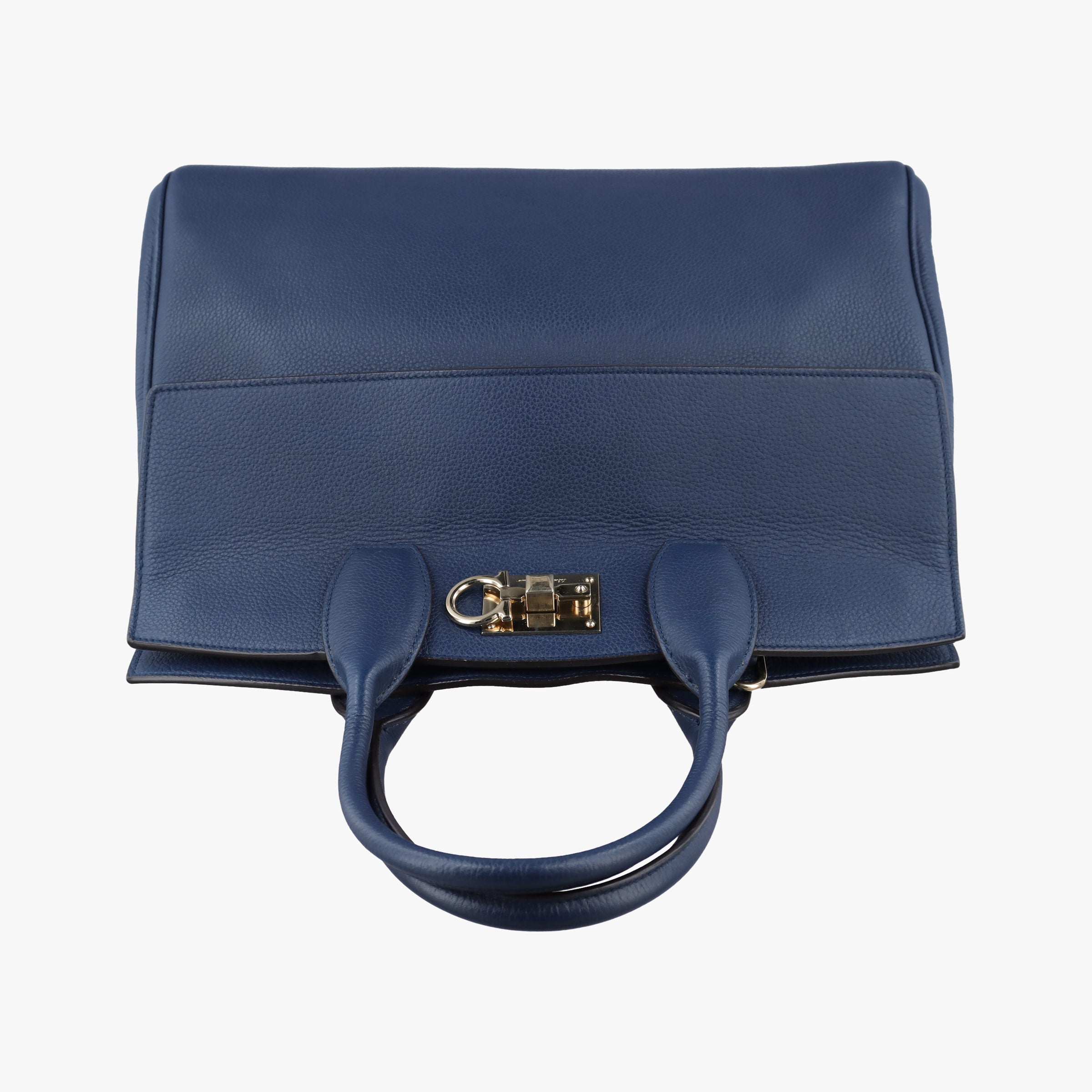 Pre-owned Ferragamo Studio Navy Grained Calfskin 21H159 shoulderbag | stylenewstar