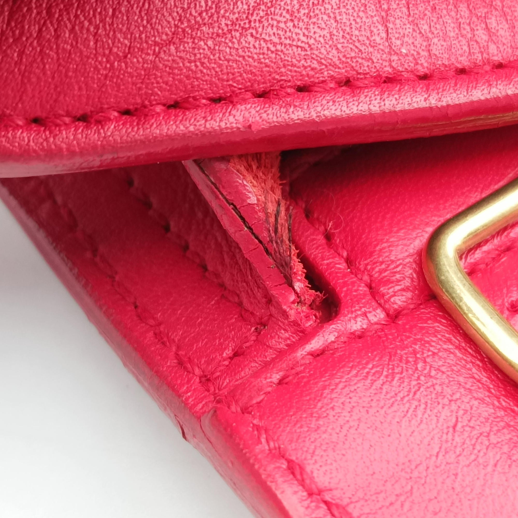 Pre-owned Yves Saint Laurent Y Ligne Petit Cabas Red Leather 311210 handbag | stylenewstar