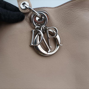 Pre-owned Christian Dior Diorissimo Beige Leather  shoulderbag | stylenewstar