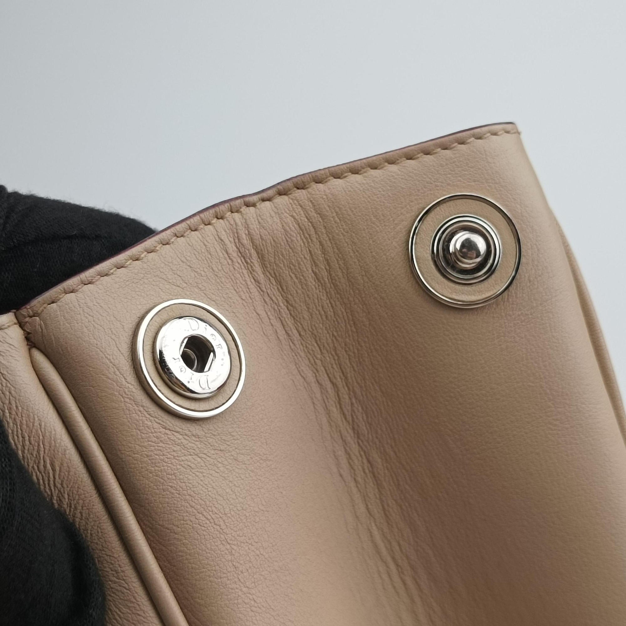 Pre-owned Christian Dior Diorissimo Beige Leather  shoulderbag | stylenewstar