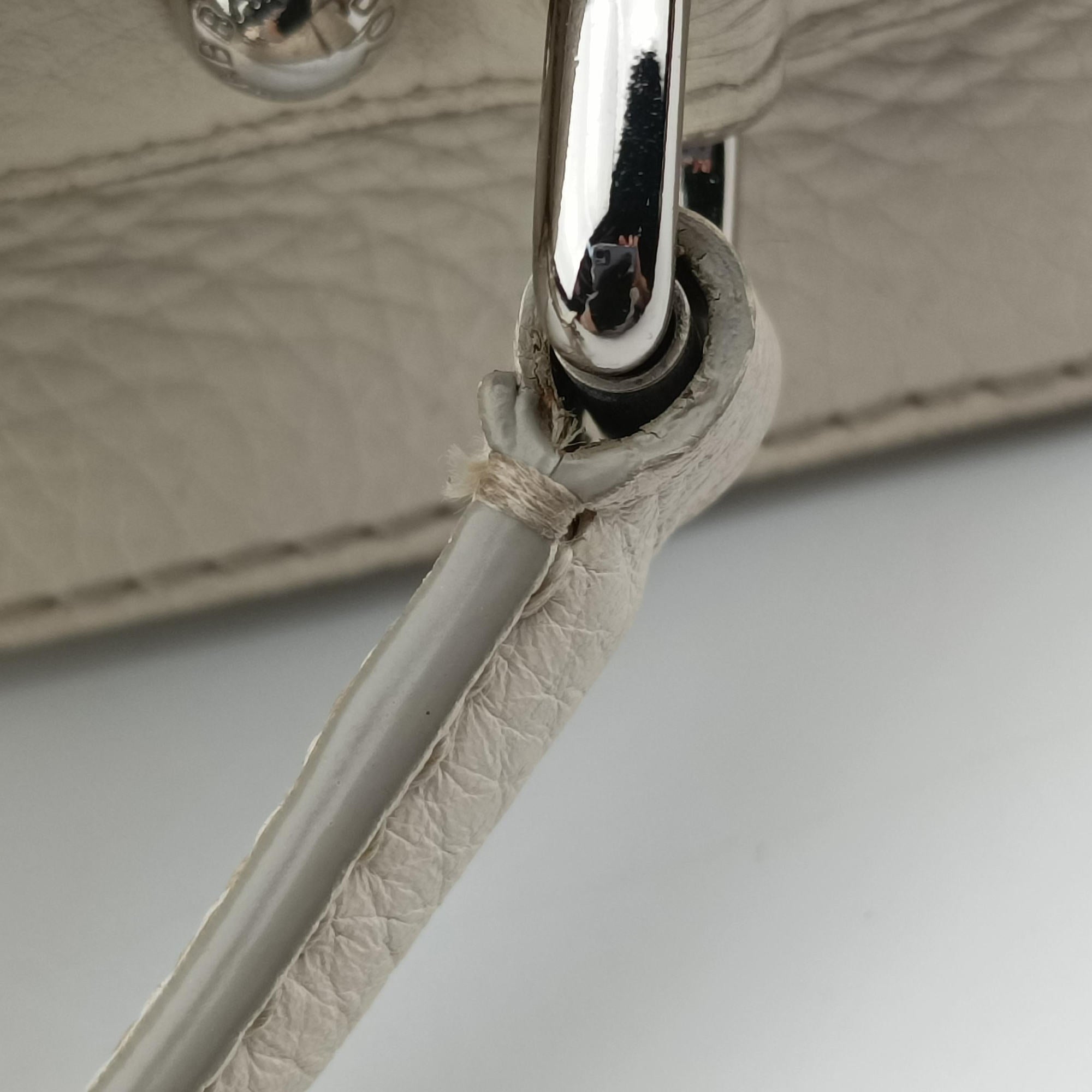 Pre-owned Dolce & Gabbana Flower Motif Rhinestone Lock WhitexMulticolour Leather  shoulderbag | stylenewstar