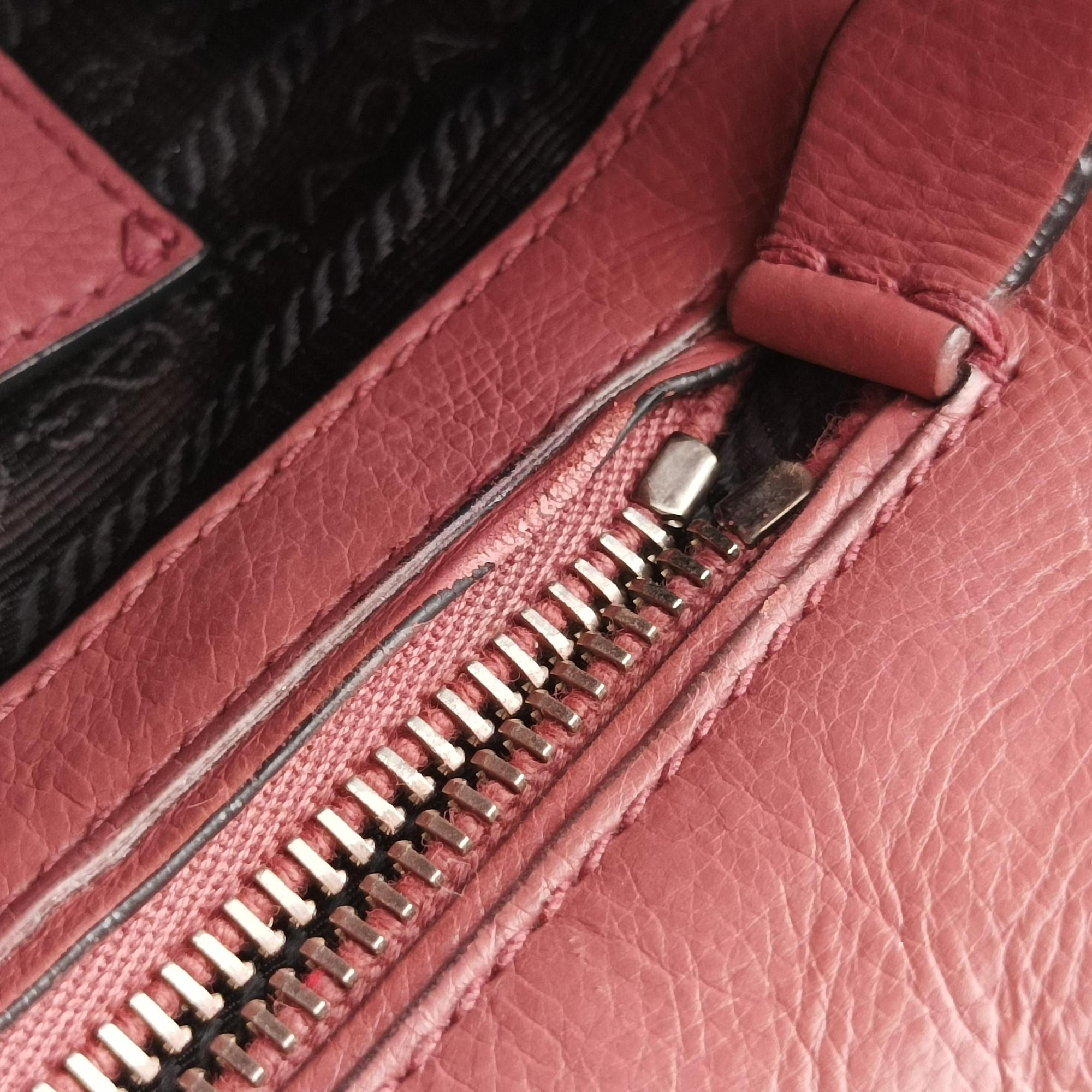 Pre-owned Prada Twin Pocket Winged Tote Pink Leather BN2619 shoulderbag | stylenewstar