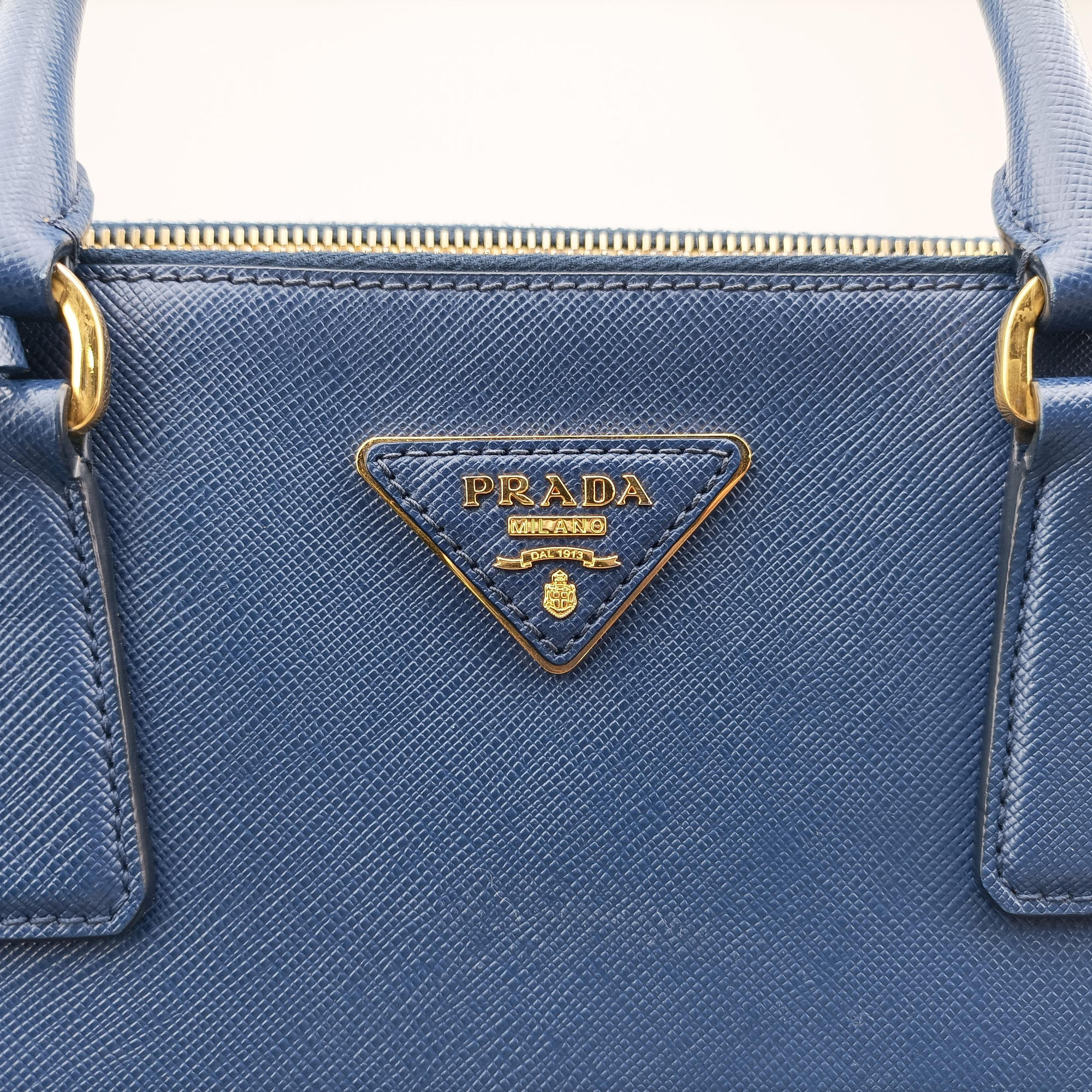 Pre-owned Prada Galleria Blue SAFFIANO Leather BN1786 handbag | stylenewstar