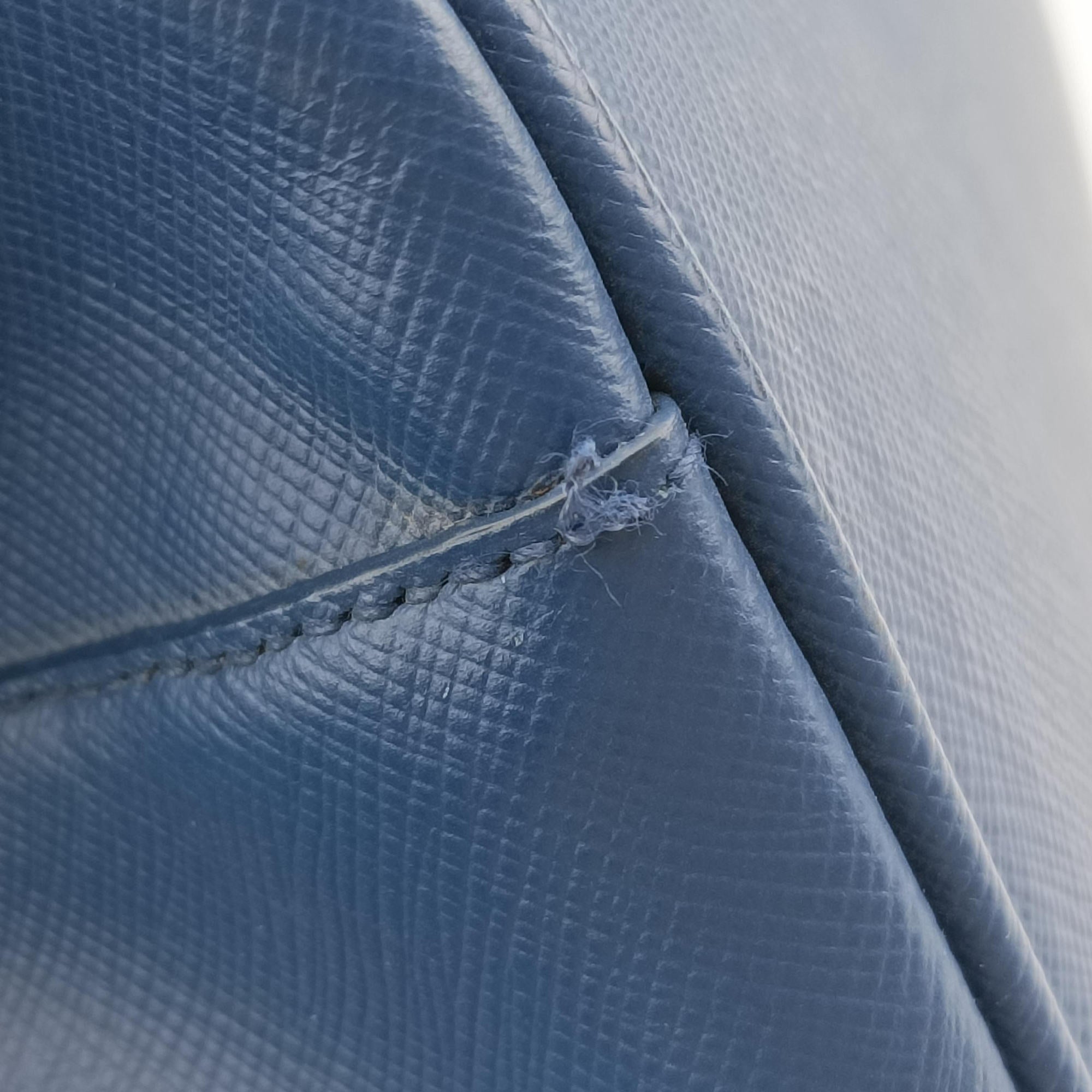 Pre-owned Prada Galleria Blue SAFFIANO Leather BN1786 handbag | stylenewstar