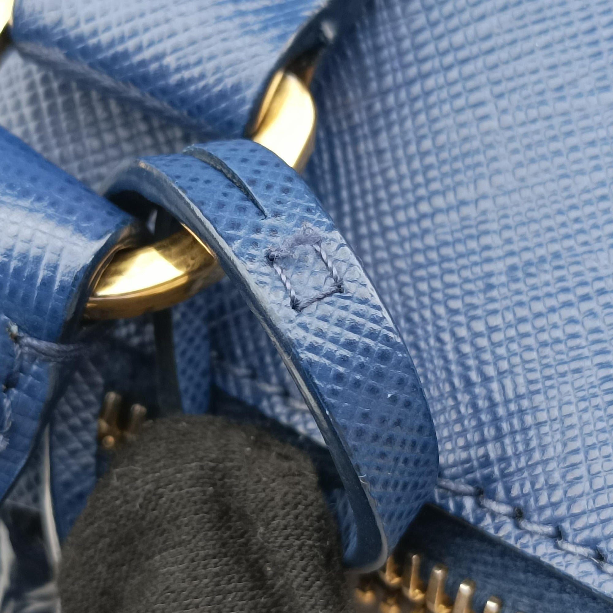 Pre-owned Prada Galleria Blue SAFFIANO Leather BN1786 handbag | stylenewstar