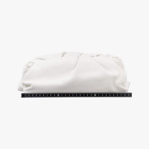 Pre-owned Bottega Veneta The Pouch White lambskin  shoulderbag | stylenewstar