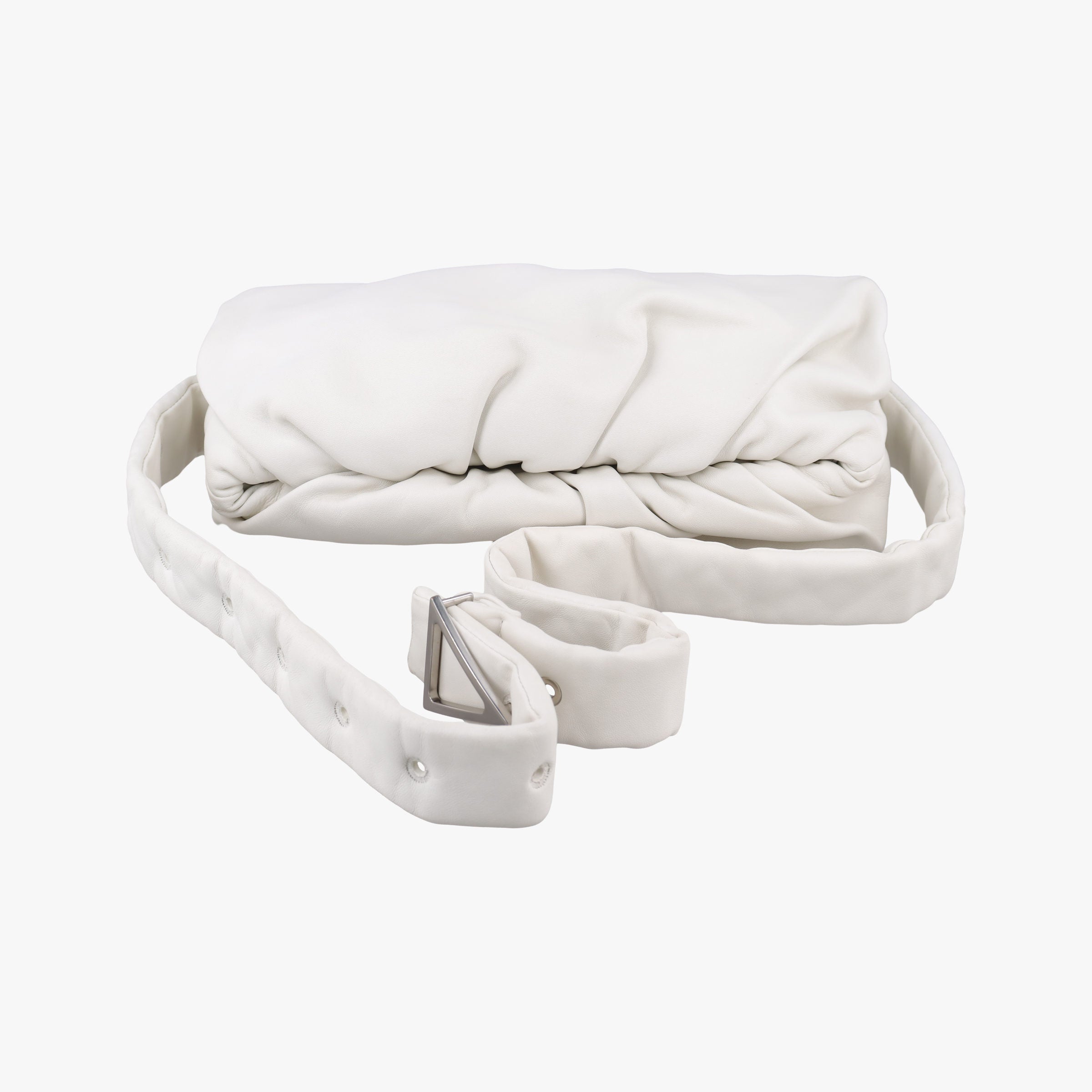 Pre-owned Bottega Veneta The Pouch White lambskin  shoulderbag | stylenewstar